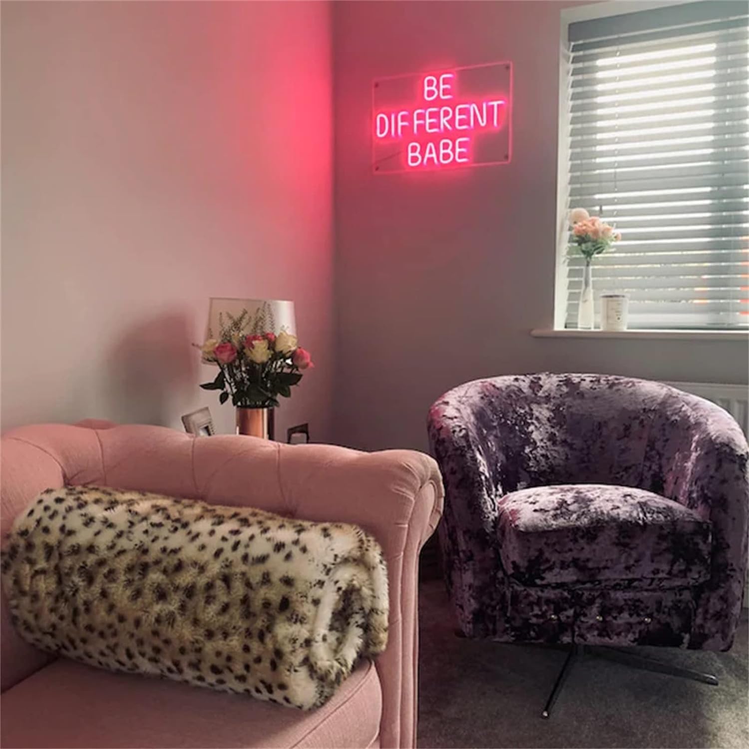 Neon LED dostosowana dekoracja sypialni różowy neon LED do montażu na ścianie akrylowy świecący w ciemności świecący w ciemności znak 55x35cm