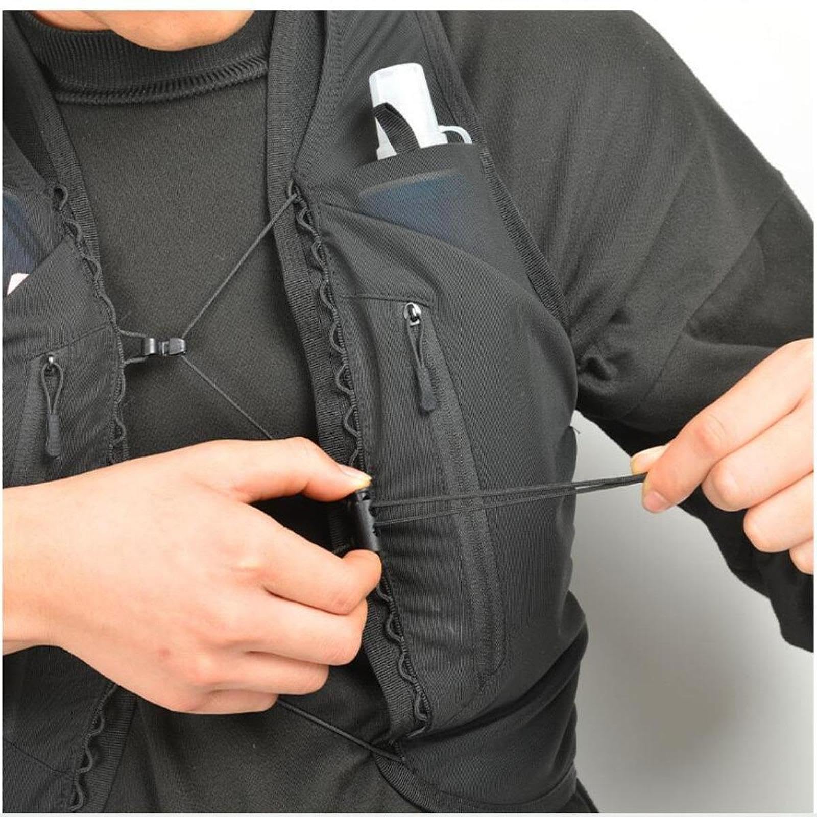 Baoblaze Vest Sac D'Hydratation Sportif avec Deux Bouteilles Souples Polyester Léger Multiples Rangements Adapté à Course Escalade Cyclisme