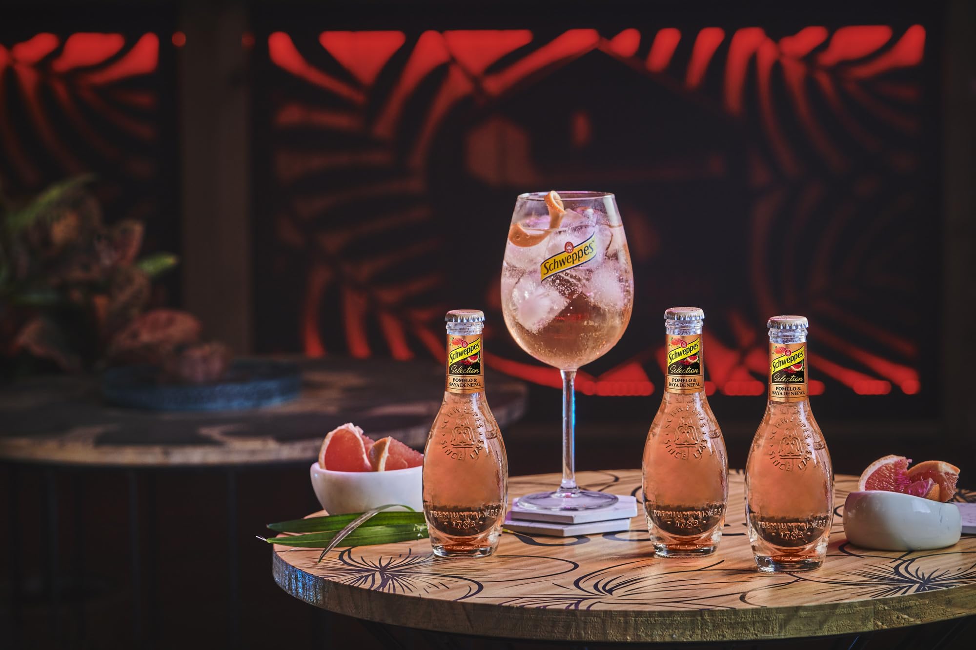 Schweppes Selection Tónica con Pomelo - Vidrio, Pack 6 cestas 4 x 20 cl (total: 24 botellas)