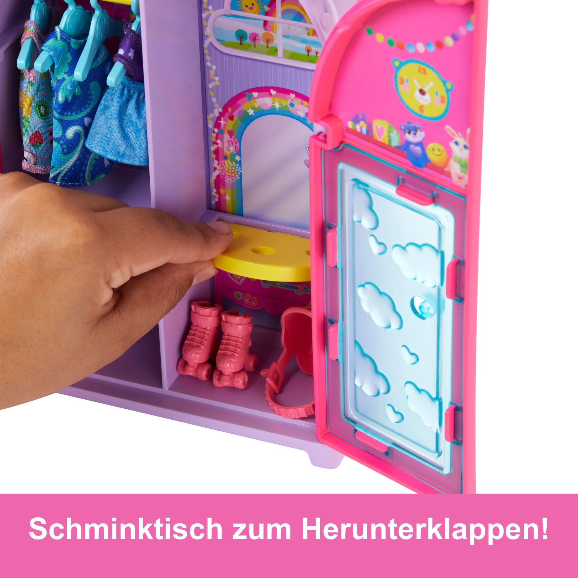 Barbie Chelsea Puppe und Kleiderschrank-Spielset mit Kleidung und Accessoires, 17-teiliges Set, faltbar zum Spielen für unterwegs und zum Verstauen, HXN03