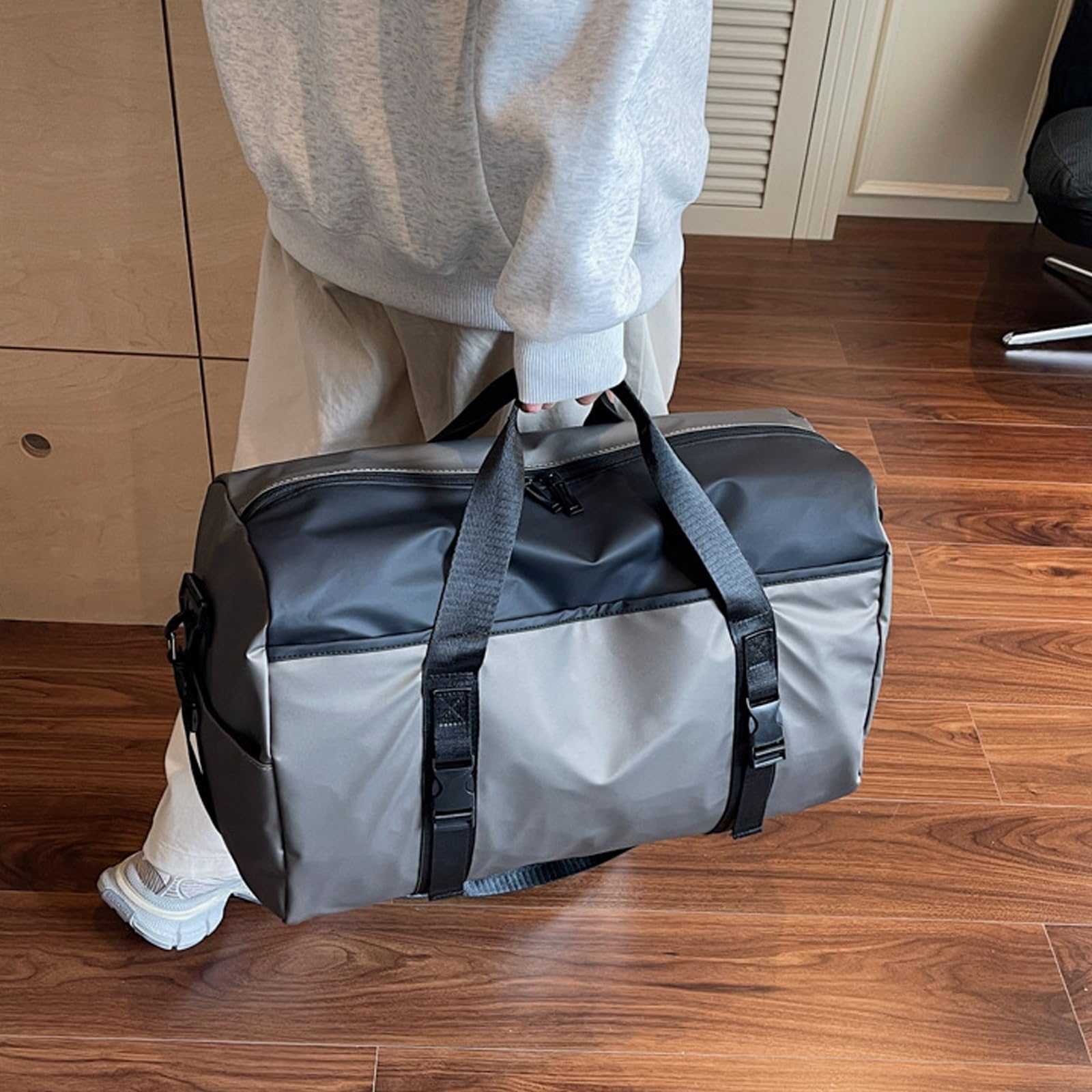 Pratico borsone sportivo con spazio dedicato per le scarpe Oxford resistenti all'acqua Tracolla ergonomica per appassionati fitness Borsa da palestra impermeabile con scomparto per scarpe