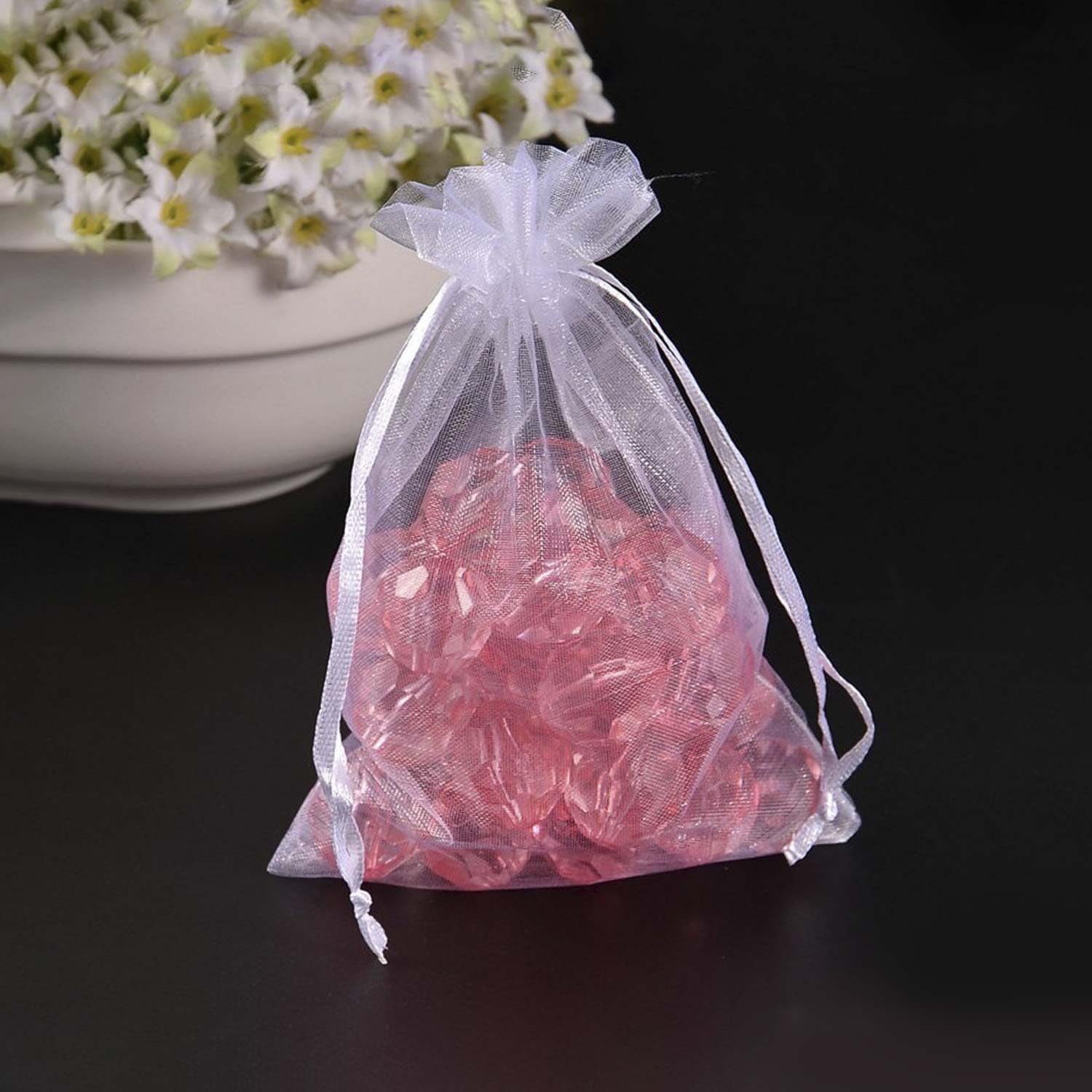 YUBBYSTU Torby z organzy białe, 50 szt. 13 x 18 cm siatkowe torby na prezenty ślubne ze sznurkiem do przezroczystych woreczków siatkowych, idealne na ślub, Boże Narodzenie, urodziny, rocznicę