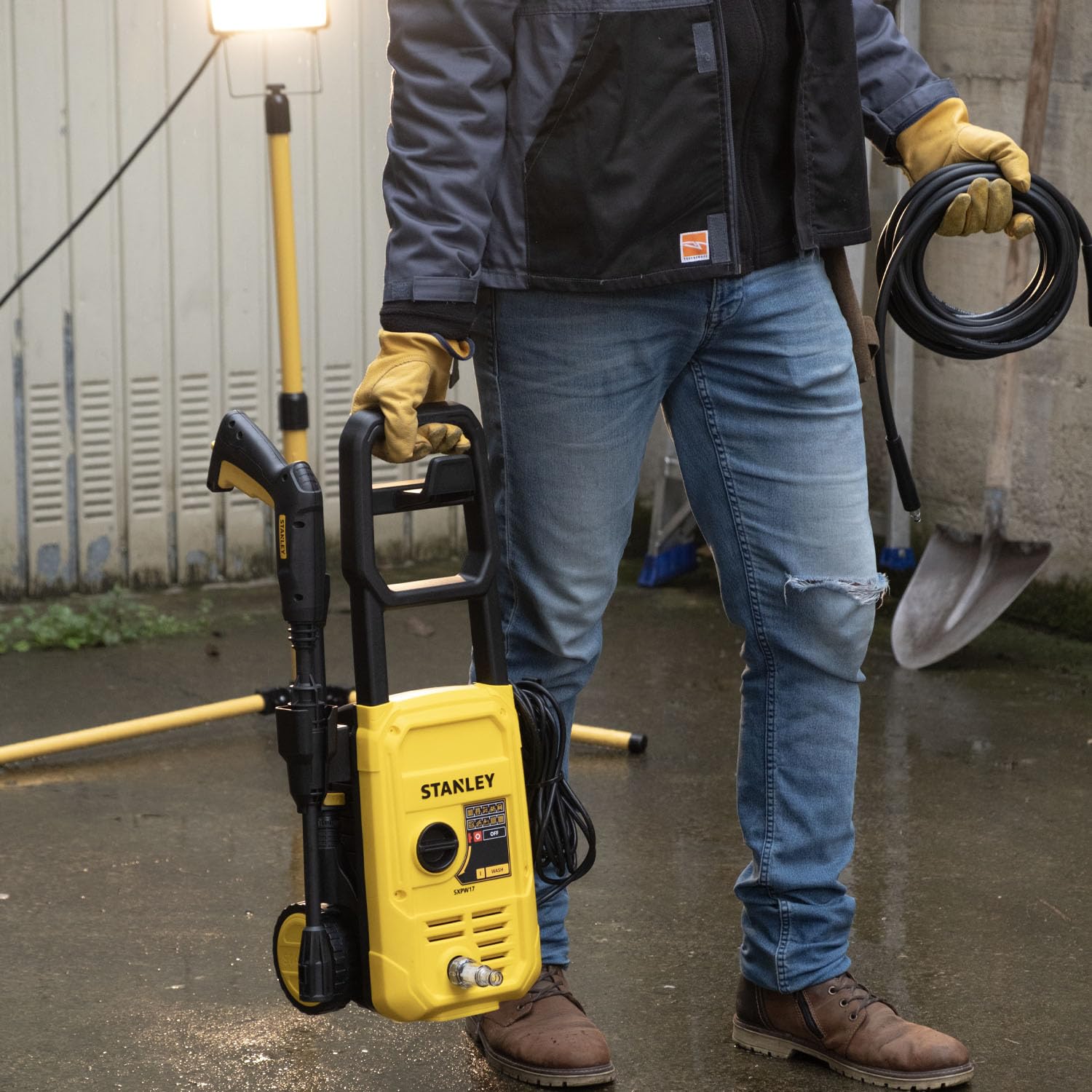 Stanley SXPW17P wysokociśnieniowa myjka wysokociśnieniowa do domu i samochodu z mopem podłogowym i stałą szczotką (1700 W, 130 bar, 450 l/h)