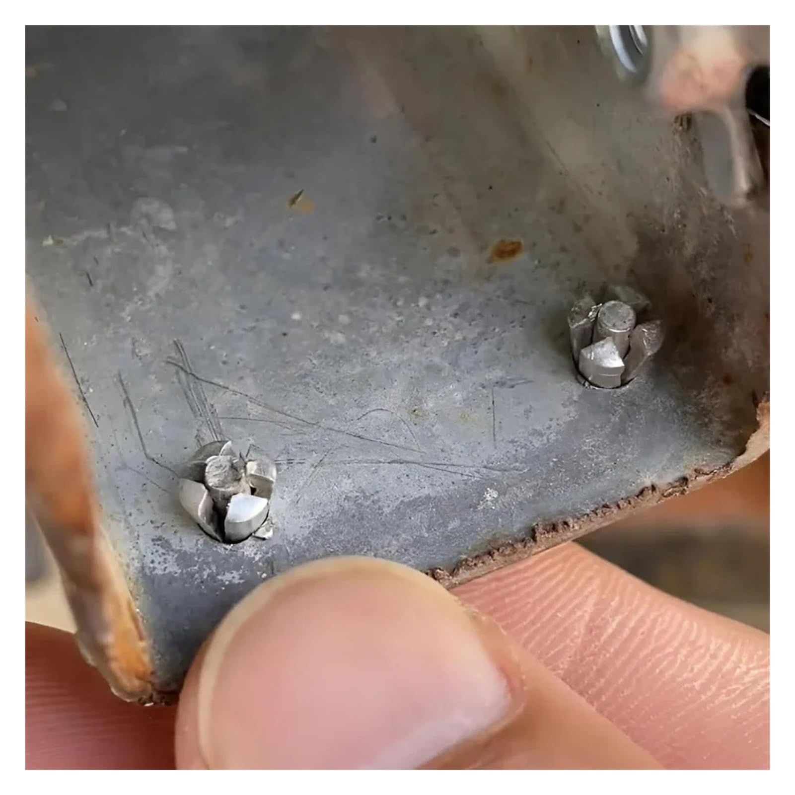 Rivetti ciechi, Rivetti a martello 300 pezzi Elementi di fissaggio ad espansione in lega alluminio Chiodi for for pannelli e pareti(7mm,30PCS)