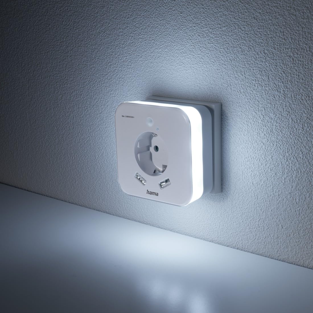 Hama | Luz nocturna con 2 puertos USB (Con detector de movimiento, Bajo consumo, Enchufe con protección) Color Blanco