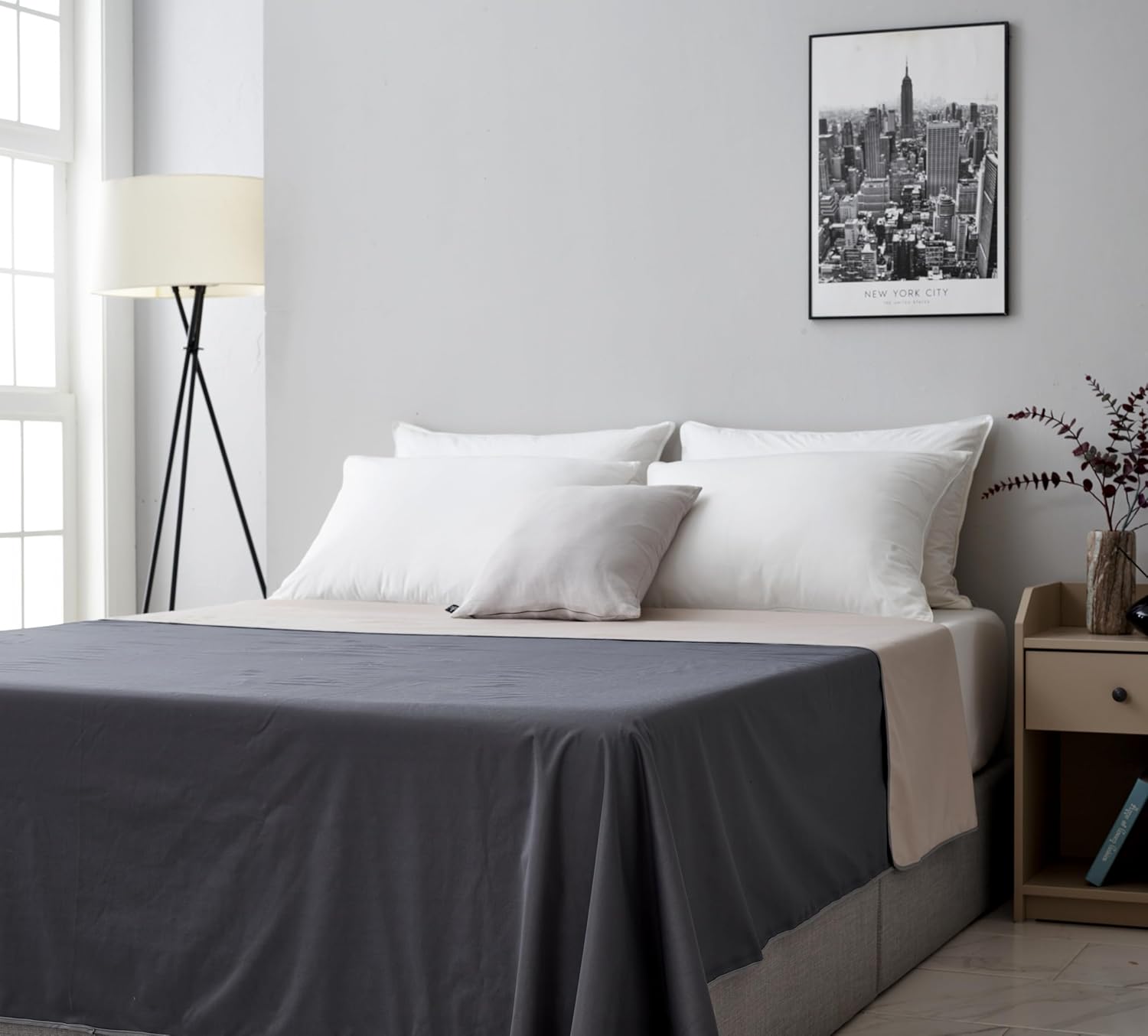 Waterproof Bed Cover, Queen & King Size (95″x 90″, Grey/Beige), Lightweight Waterproof Furniture Protector Cover for Bed Couch Sofa, Reversible & Washable