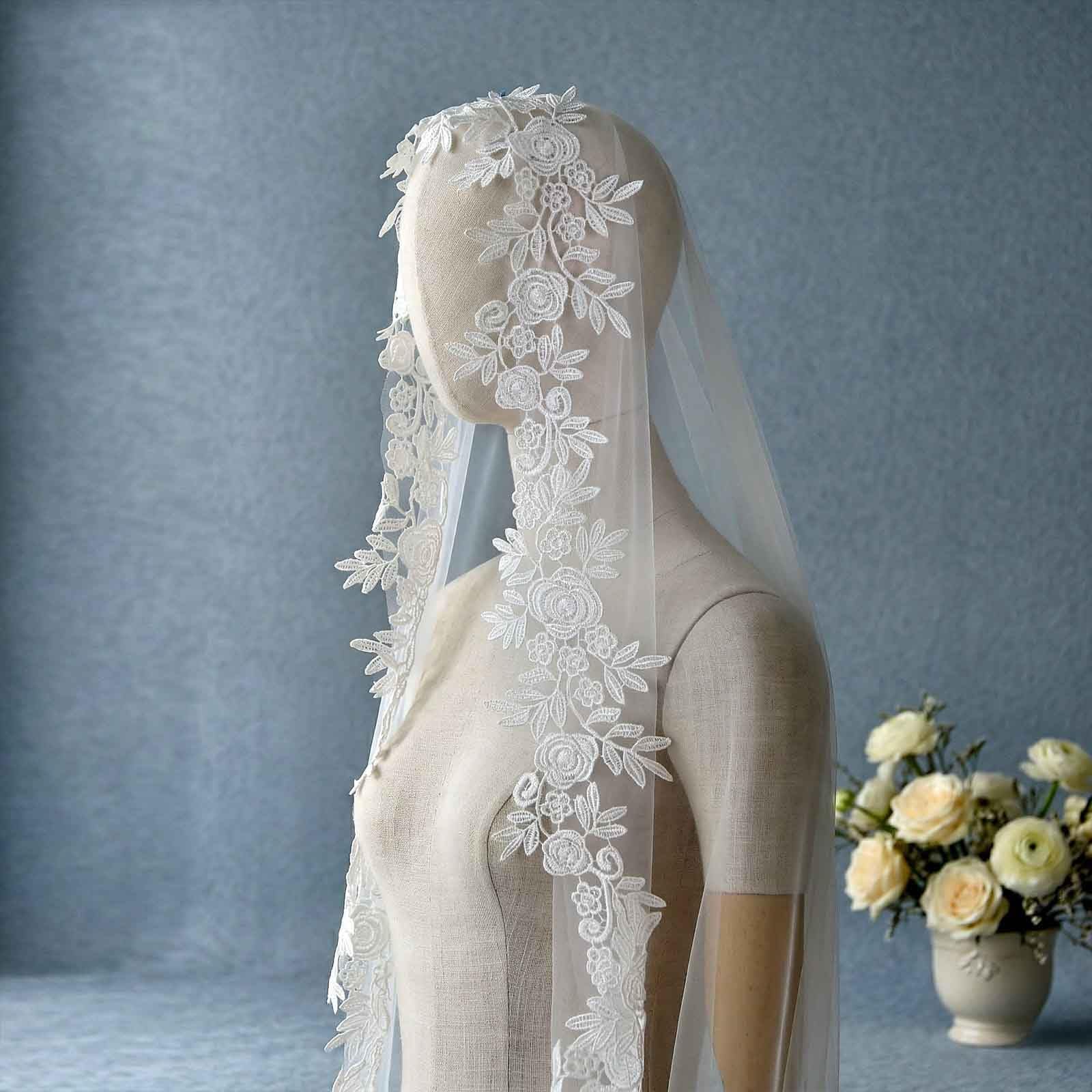 Braut-Schleier 3 Meter Weich Hochzeits-Schleier, Braut Hochzeit Softtül Einlagiger Hochzeits-Schleier Brautschleier-Spitze-Stickerei-Braut Liefert