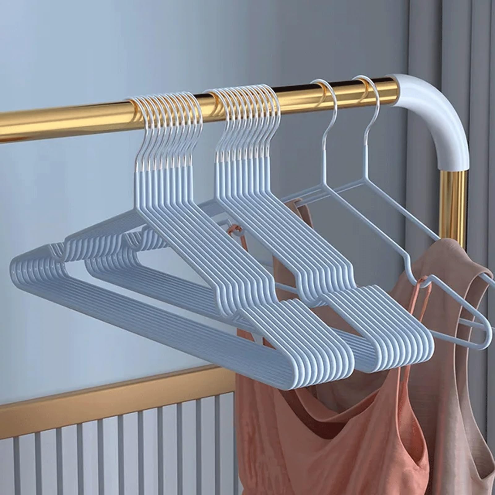 Non Slip Household Clothes Hanger, Curved Design Plastic Wide Shoulder Semi-circular Clothes Hanger, Seamless Hanging, Sturdy And Durable, Lightweight And Space Saving Wardrobe Clothes Hanger(Color6,3