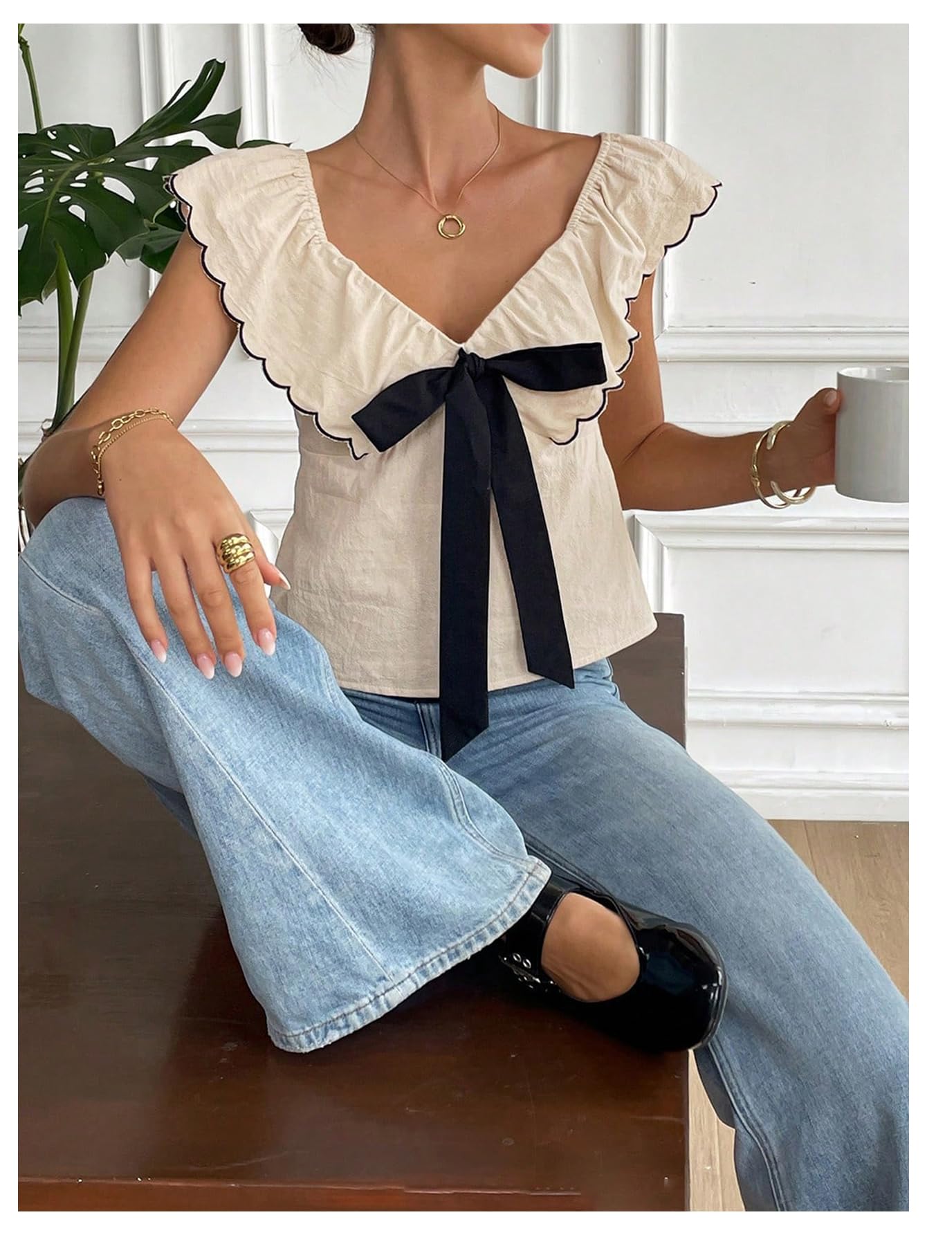 MakeMeChic Women's Bow Tie Front Sweetheart Blouse Ruffle Cap Sleeve Dressy Crop Tops