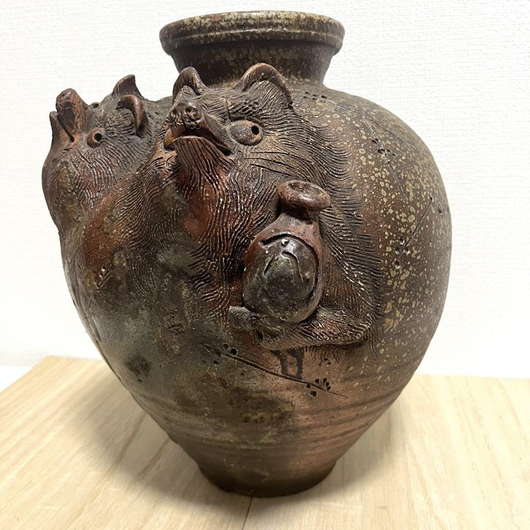 Amazon.co.jp: 貴重 備前焼 狸飾り入狸壺 飾り壺 置物 陶器 陶芸 花瓶 Amazon.co.jp: 貴重 備前焼 狸飾り入狸壺 飾り壺 置物 陶器 陶芸 花瓶
