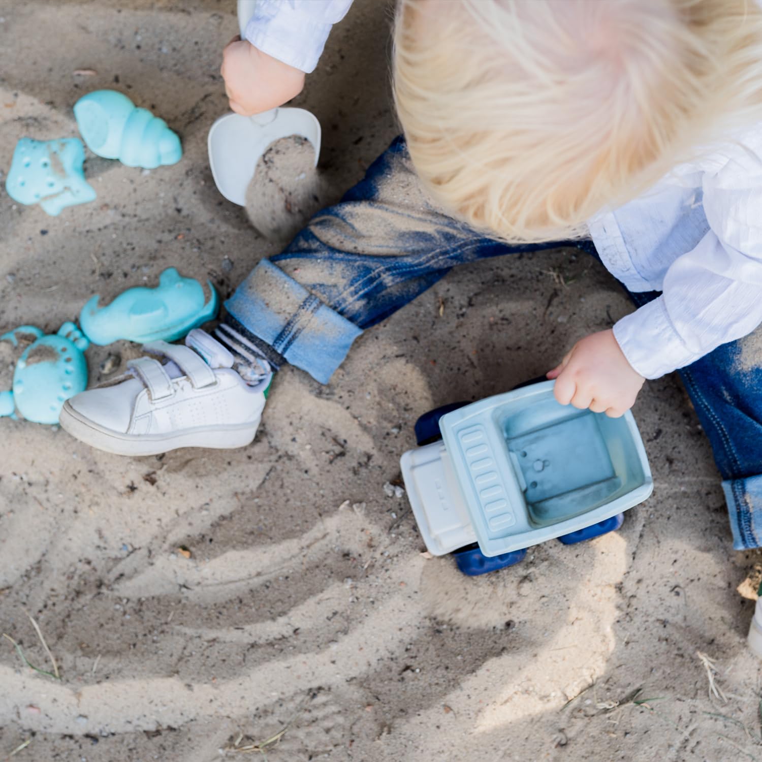 Kit De Plage Kindsgut 7 Pièces - Seau, Pelle Et Moules Marins Pour Enfants