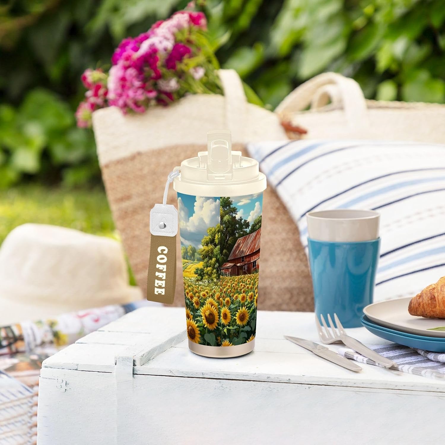 Sunflower Field Farm Insulated Coffee Mug with Straw & Flip Lid, 16.9oz Iced Tumbler Cup, Double Wall Vacuum Leak-Proof Mug for Travel Office