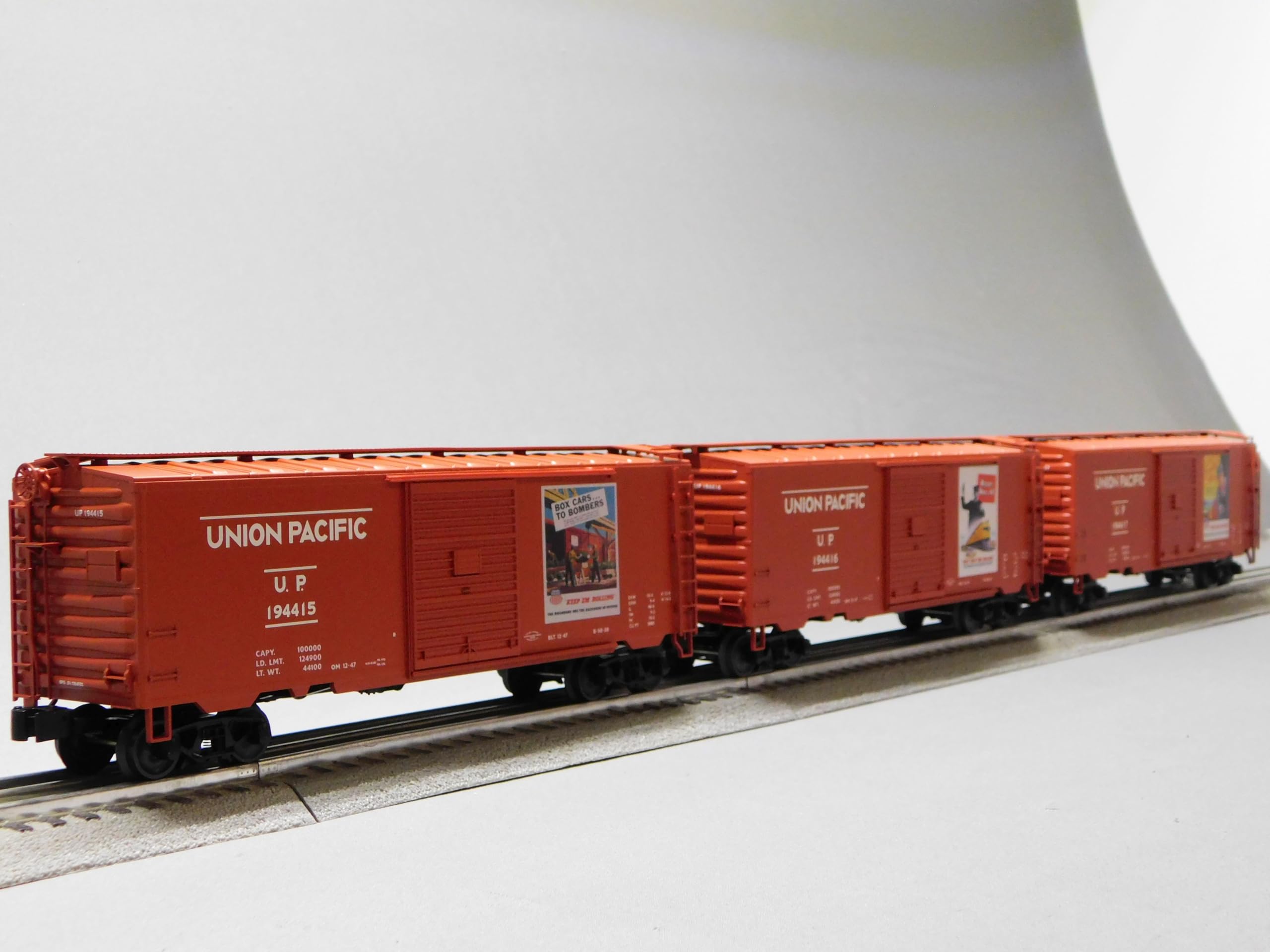 Lionel Union Pacific WWII BOXCAR Art PS1 Pack #5 O Gauge 3 CAR Set 2442050