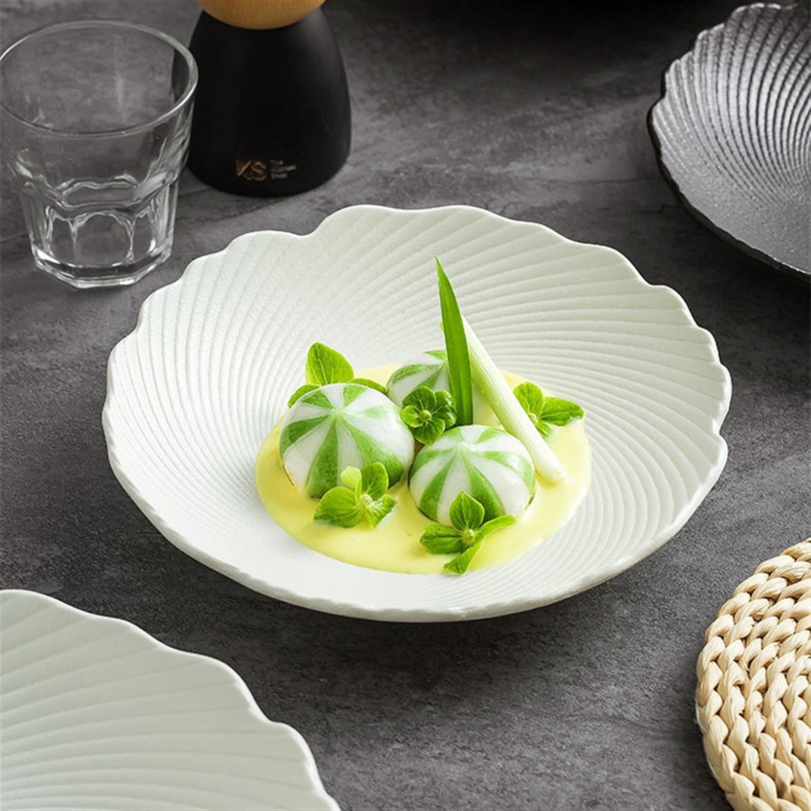 Pastaschalen Speiseteller Haushaltskeramik-Salatteller, dreidimensionale Relieftextur, hochwertiges Geschirr, kreativer, unregelmäßiger tiefer Teller Essteller(Weiß,10 inch)