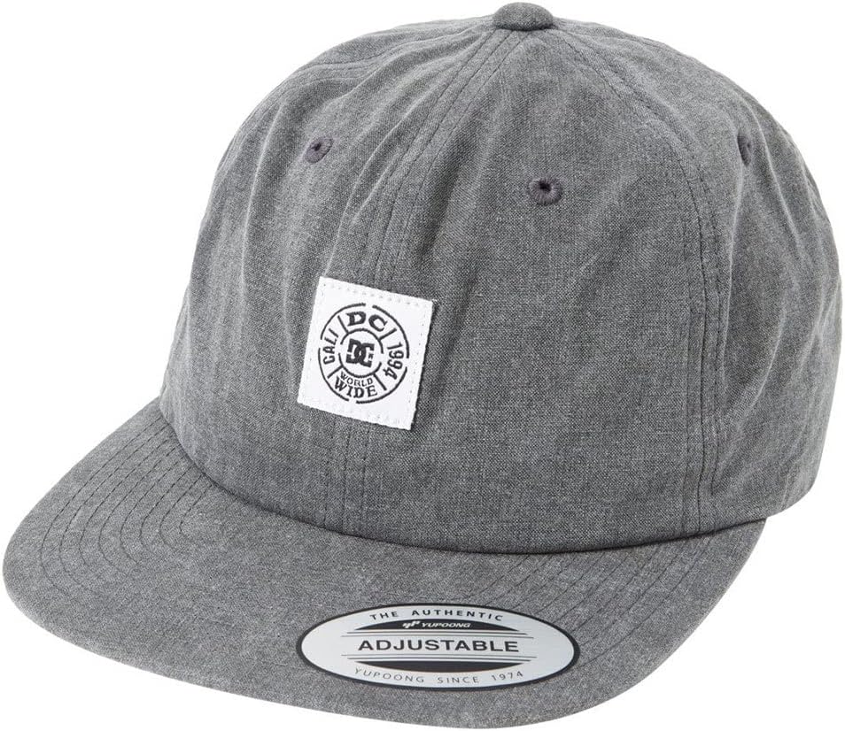 DC Stamped Strapback Cap in Black, Black, osz