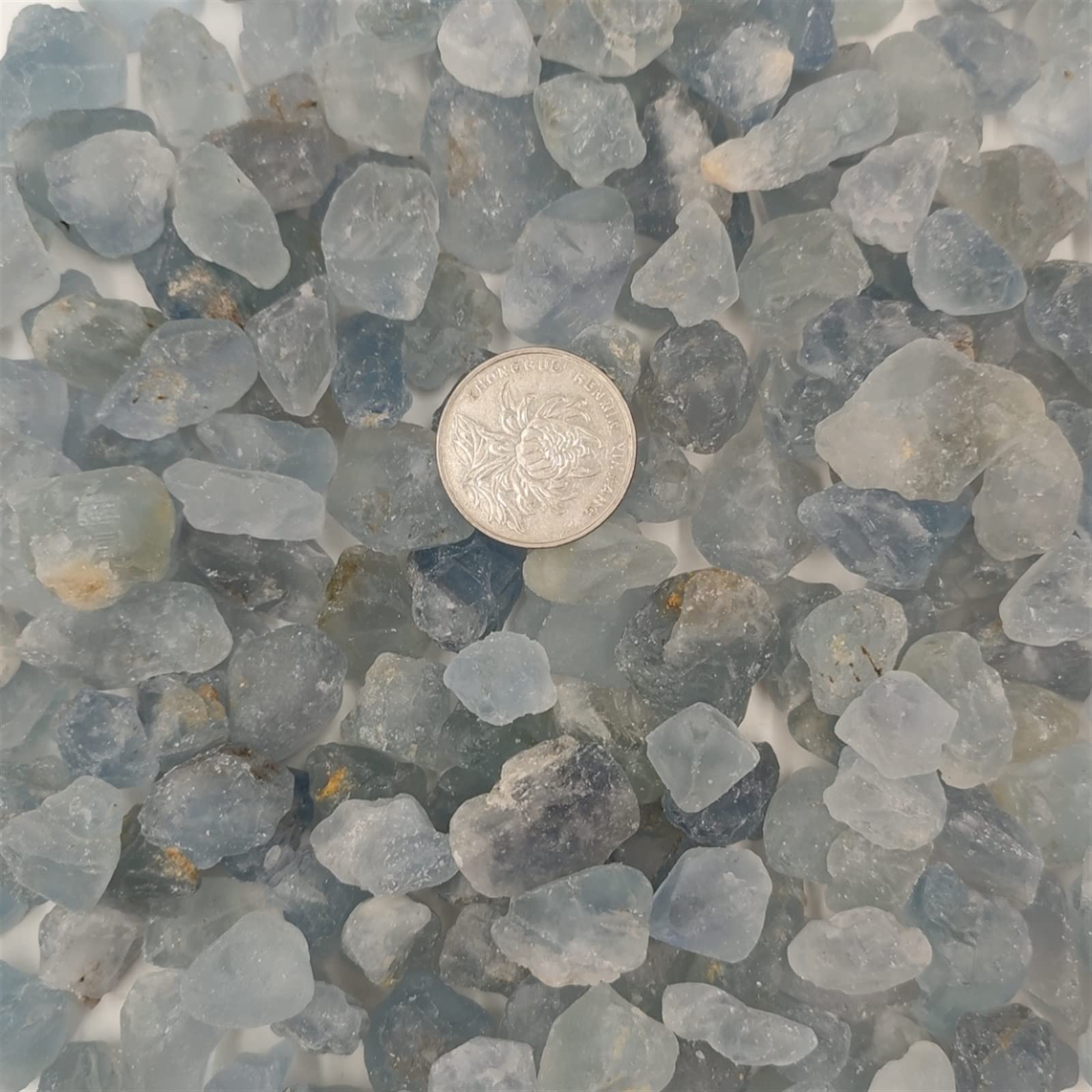 100 g/Paquete Natural áspero Celestite Cuarzo Cristal caído Piedra Chip Grava hogar Acuario decoración espécimen Inicio Colecciones
