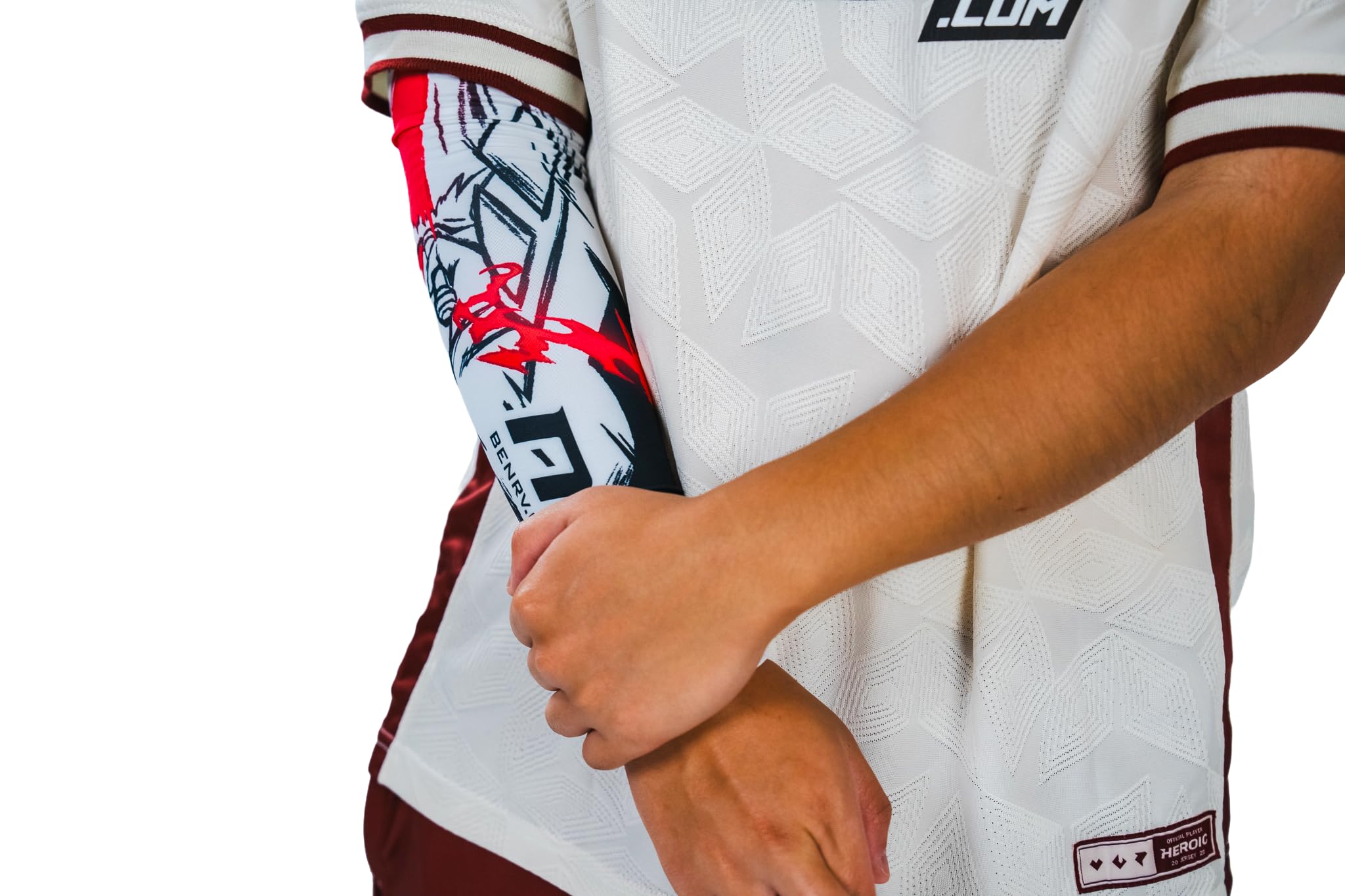 NRV Team HEROIC Puño Gaming – Comodidad y Control – Anti-Friction – Diseño Esport – Blanco & Rojo – Talla S a 3XL