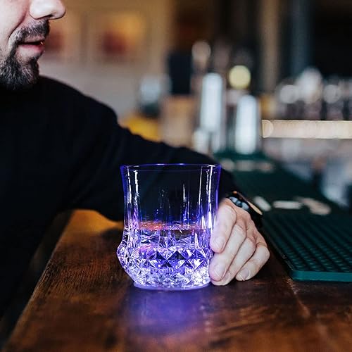 Miniatura 3 de Paquete de 2 vasos de luz intermitente activados por líquido, gafas LED multicolor divertidas con luz para beber, copas de vino brillantes con luces