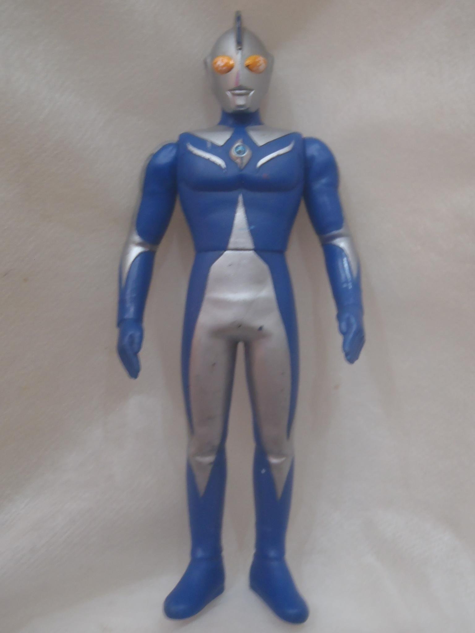 Amazon.co.jp: ウルトラマン ソフビ 2001 約16cm ウルトラマン