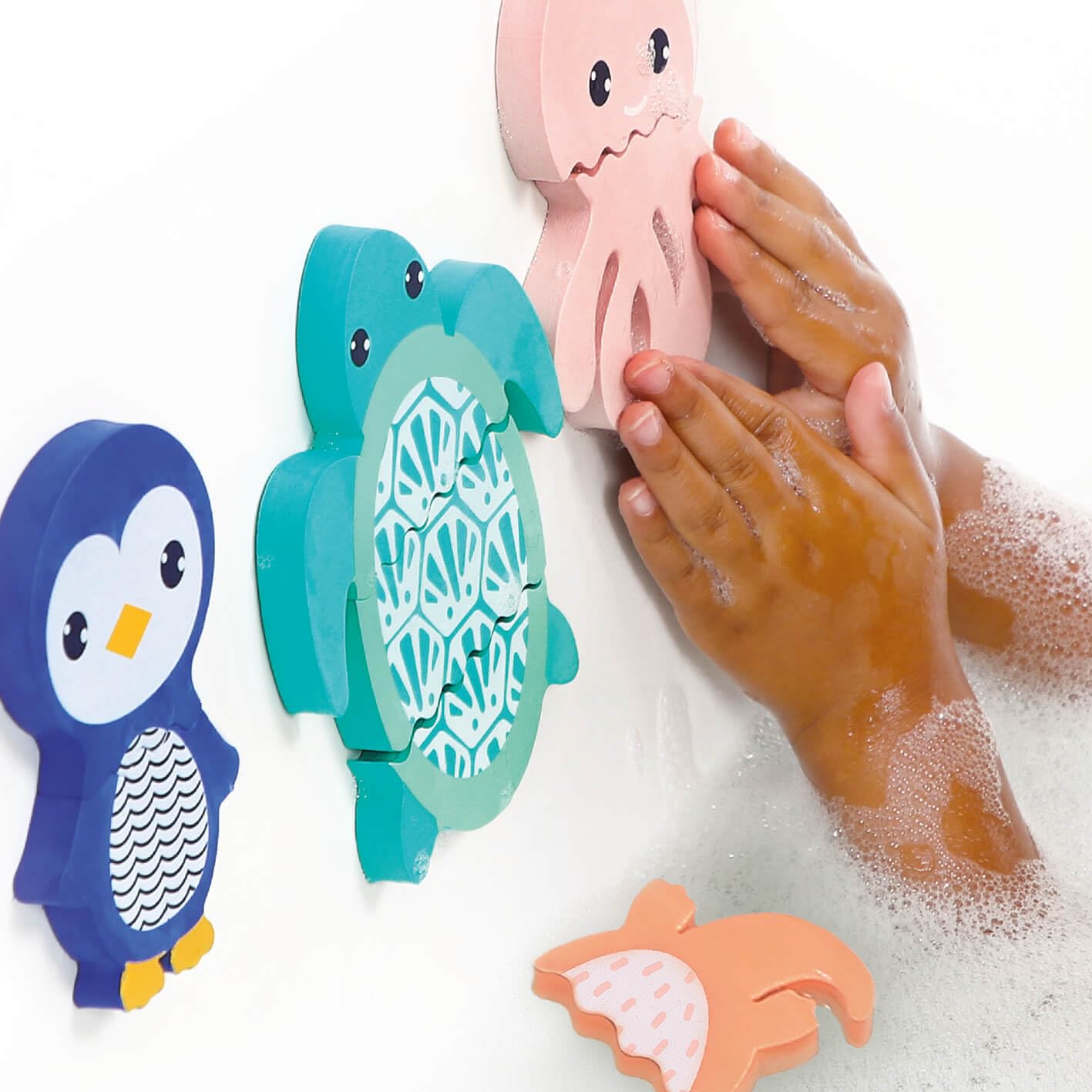 LUDI - Mix & Match - Jouet De Bain - 4 Animaux en Mousse À Assembler - Pièces Interchangeables - Flottantes - Dès 10 Mois - pour Jouer dans Le Bain - 1 Tortue, 1 Pieuvre, 1 Loutre, 1 Pingouin