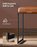 VASAGLE EKHO Collection - Tabourets à barres Ensemble de 2, Tabourets de comptoir de cuisine, Cuir synthétique avec couture, Moderne à mi-century, 26-Inch Tall, Salle à manger du bar à la maison, Montage facile, Caramel Brown ULBC086K01