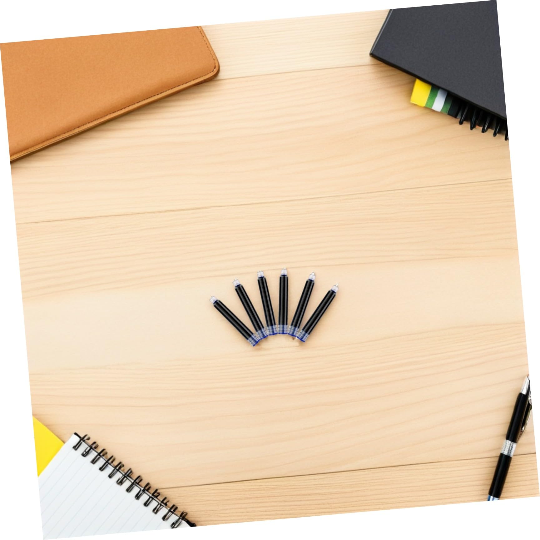 SECFOU 450 Pezzi Ricariche in Plastica per Penna Stilografica di Inchiostro 3,4 Mm Colori Blu Nero Rosso Facili da Sostituire per Scuola e Ufficio