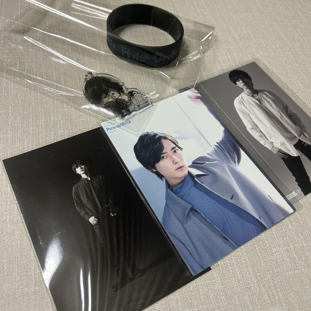 Amazon.co.jp: 増田俊樹 アーティストグッズ ブロマイド ラバーバンド