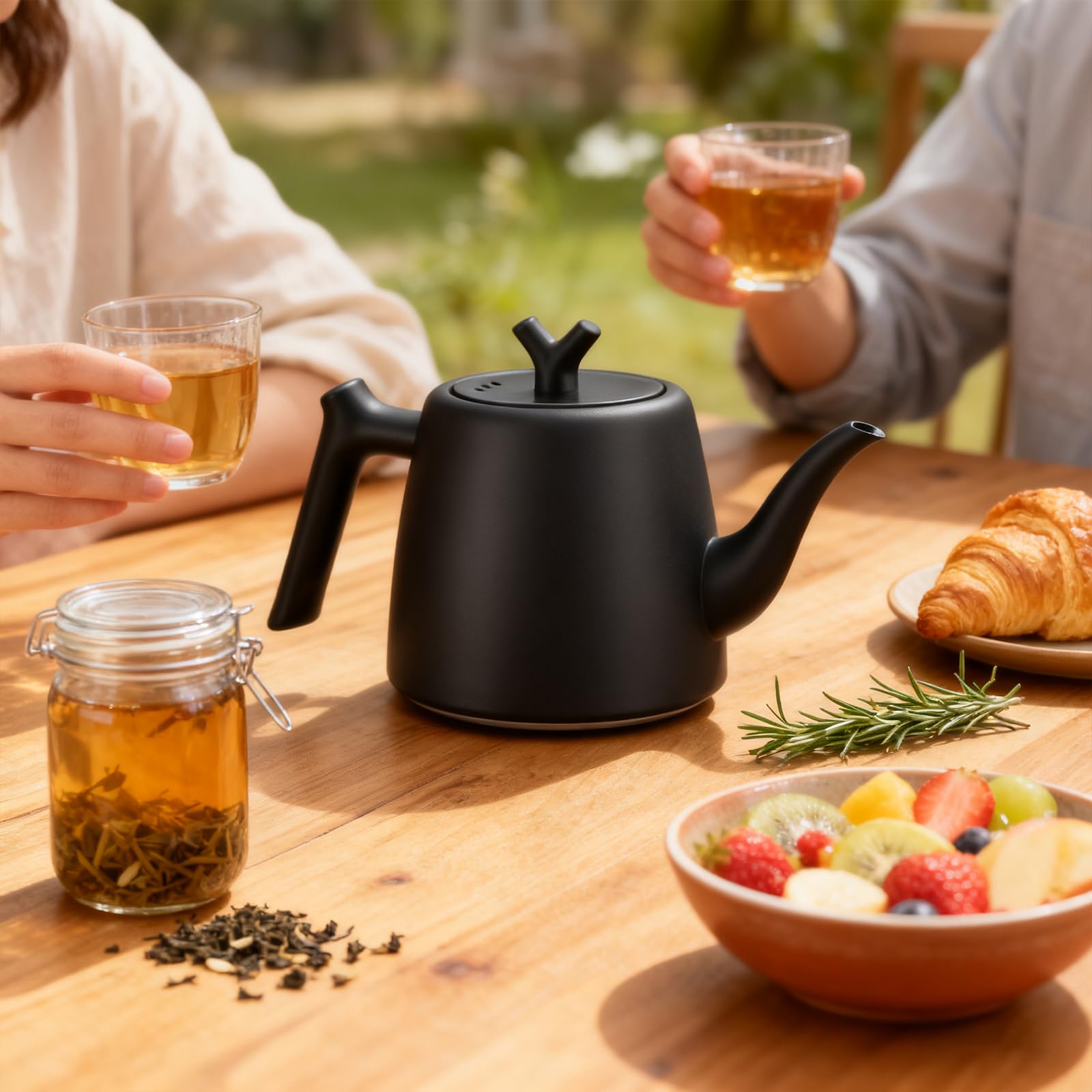 Teekanne Schwarz, 2L Große Tee Kanne mit Teesieb,Teapot Thermo 10-12 Tassen Doppelwandig Tea Maker aus Edelstahl für Losen Tee Ingwer & Kräutermischungen