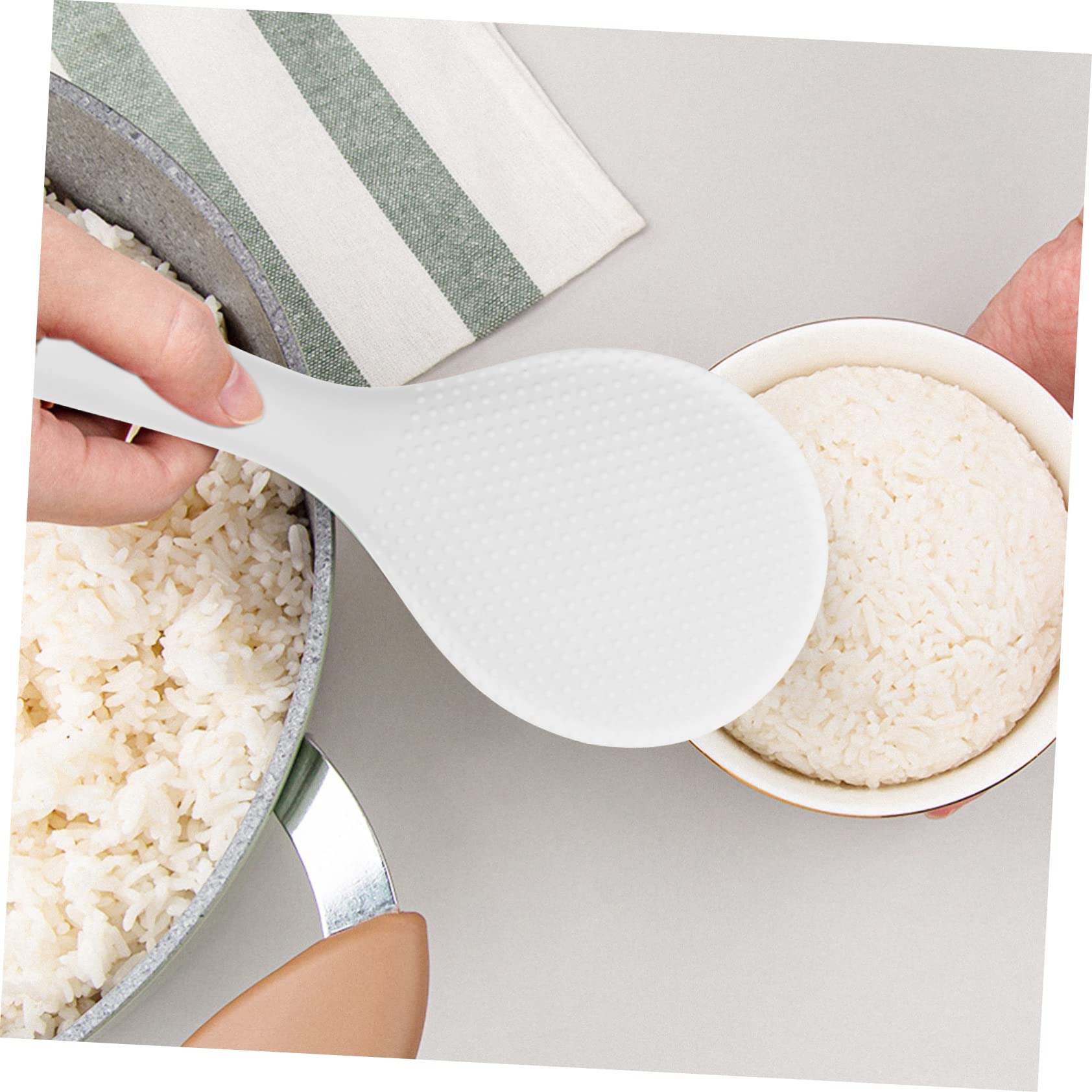 SOLUSTRE Silicone Rice Spoon Vertical Non Stick Household Rice Scoop Kitchen Utensil for Easy Serving Smooth Surface for Effortless Cleaning High Temperature