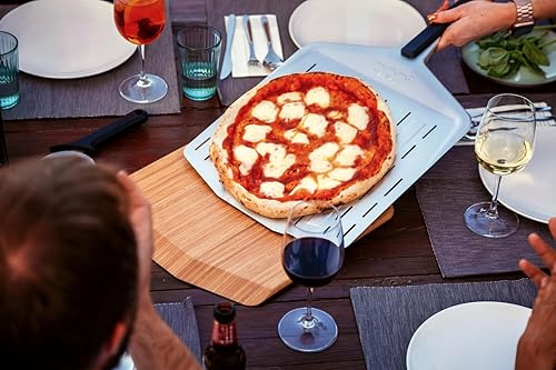 Miniatura 9 de Ooni Karu 12 - Horno de pizza multicombustible – Paquete de horno de pizza esencial – Ahorra un 10 % en ooni de 12 pulgadas de cáscara de pizza