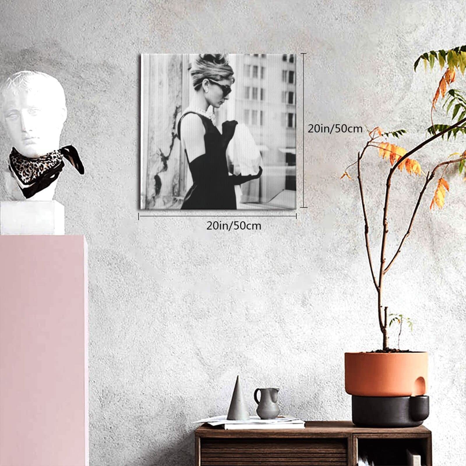 Amazon｜オードリー・ヘップバーン Audrey Hepburn アートパネル