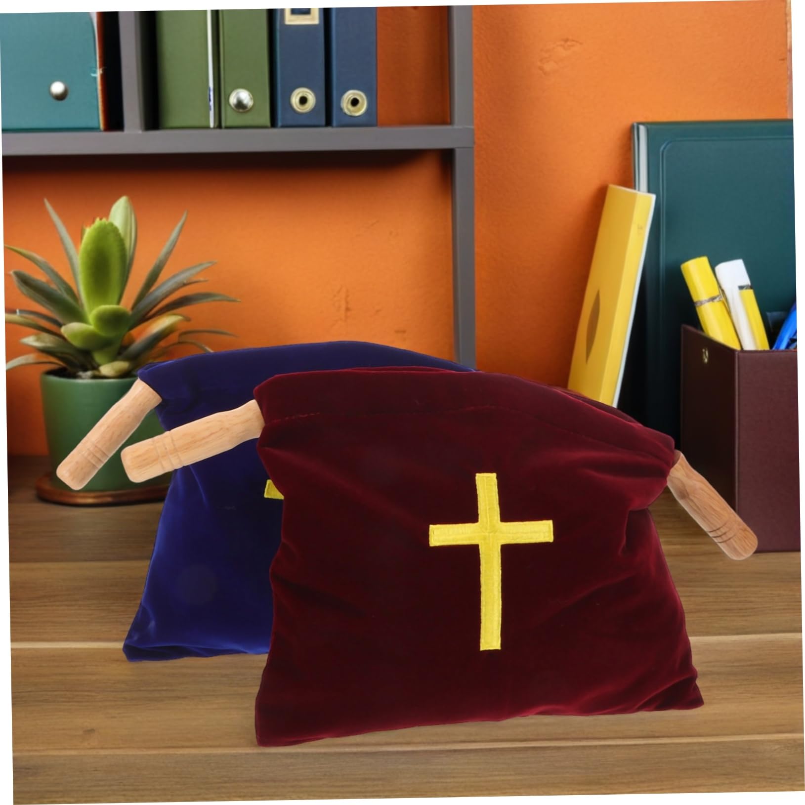 PACKOVE 2 Szt. Szt Woreczki Ofiary Do Kościoła z Drewnianym Uchwytem i Haftowanym Krzyżem Duża Pojemność Uniwersalne Do Chrztu i Nabożeństw Akcesoria Religijne