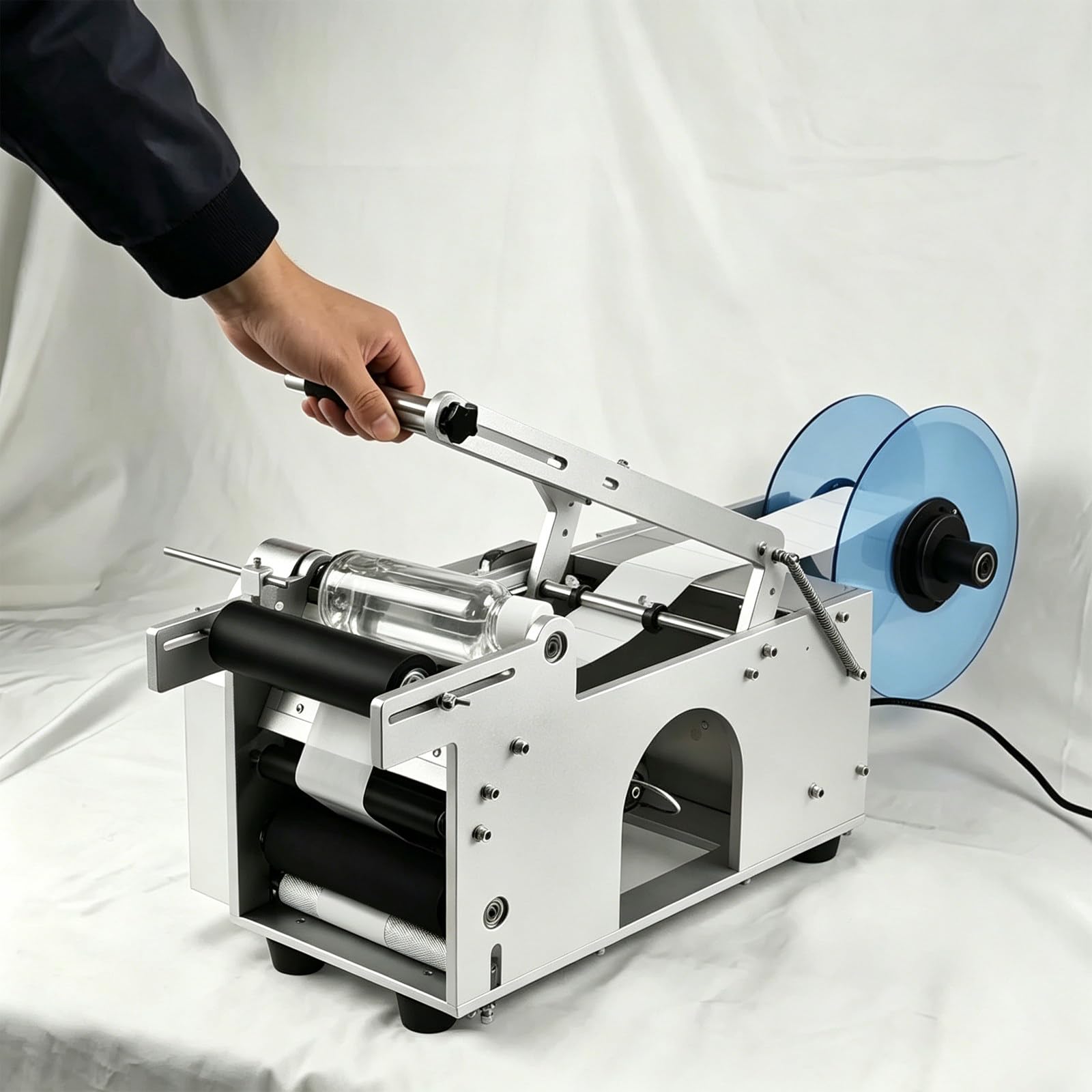 AETEREOS Bottle Labeling Machine with Swing Arm, for φ0.59-5.1” Cylinder