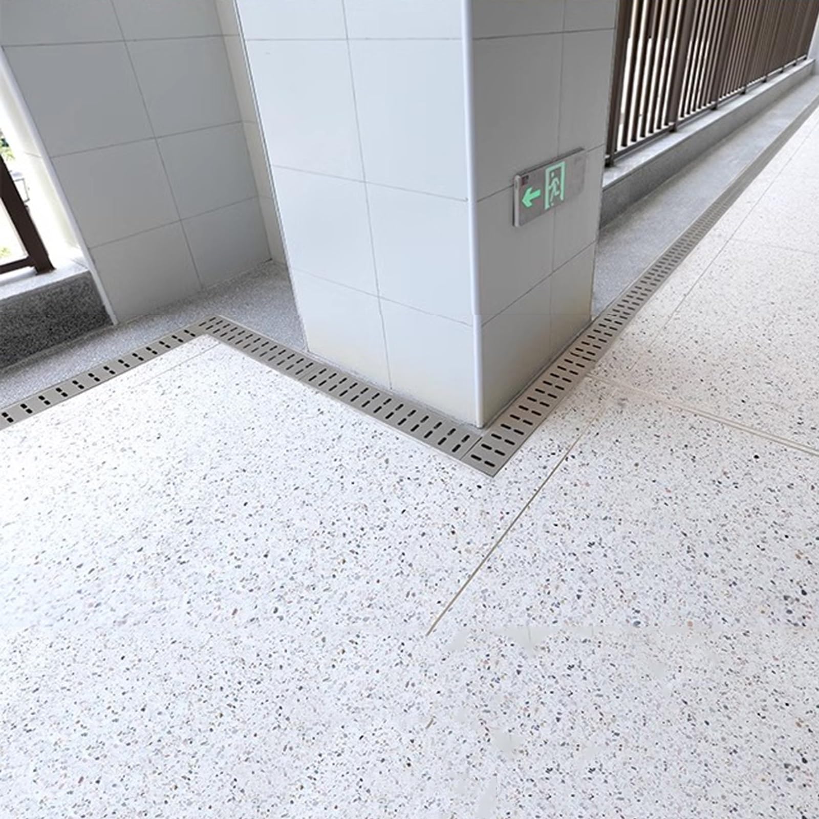 Kit de desagüe de acero inoxidable en forma de U para cocina al aire libre, cubierta de canalón rectangular para patios y patios (1000 x 60 x 50 mm), solución de drenaje duradera y elegante