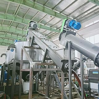 PET Plastic Bottle Recycling Machine – Complete Crushing, Label Removing, and Hot Washing Line