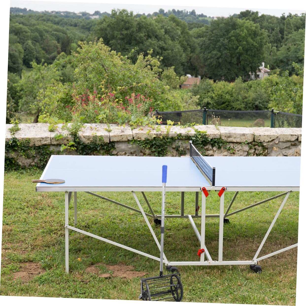 Toddmomy Trommelförmiger Tennistrainer mit Ballsammler für Tischtennis Training Tragbar und Verstellbar Nylon und Polyester Material Fassungsvermögen 125 Bälle