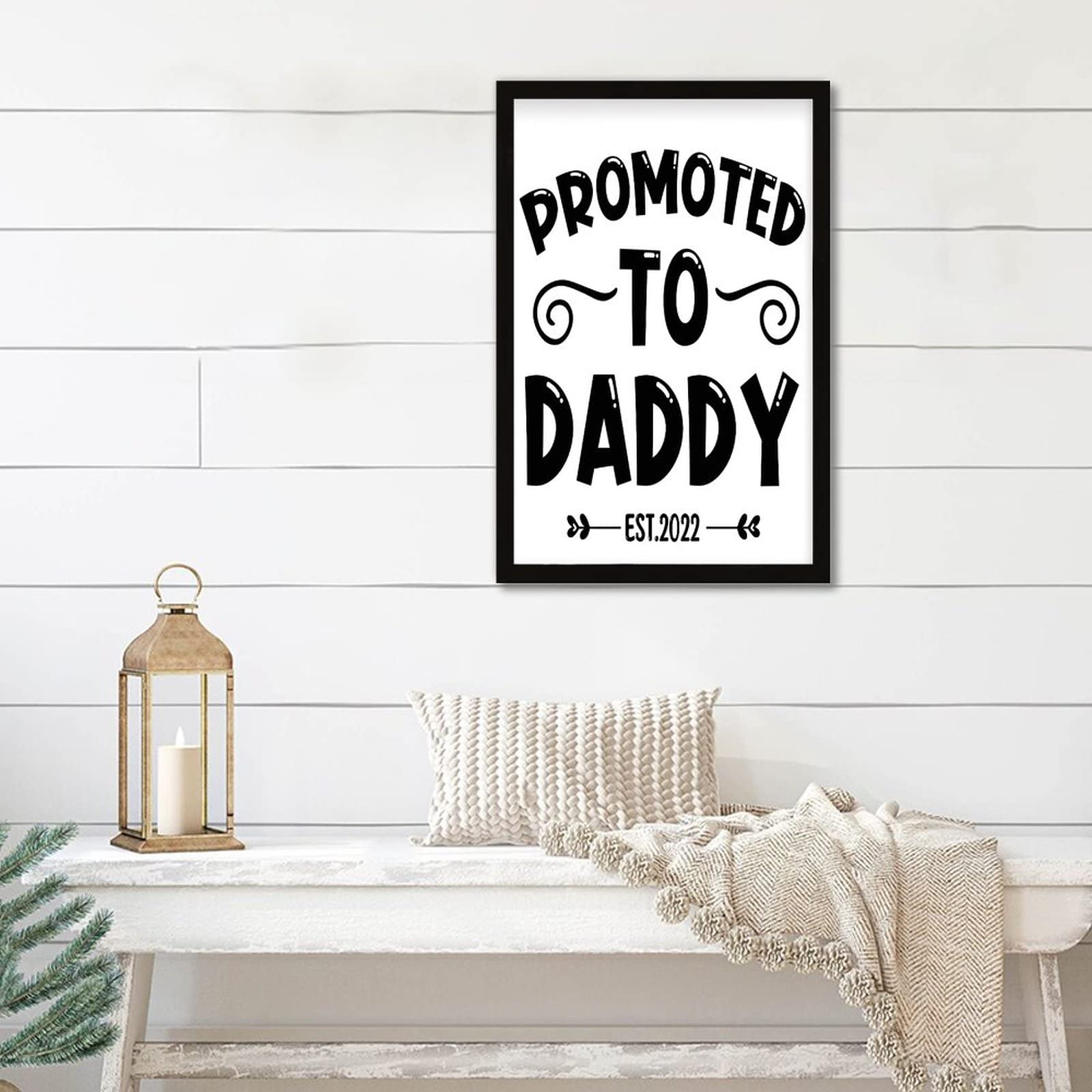 Annonce grossesse originale avec ce cadre Promoted to Daddy en bois