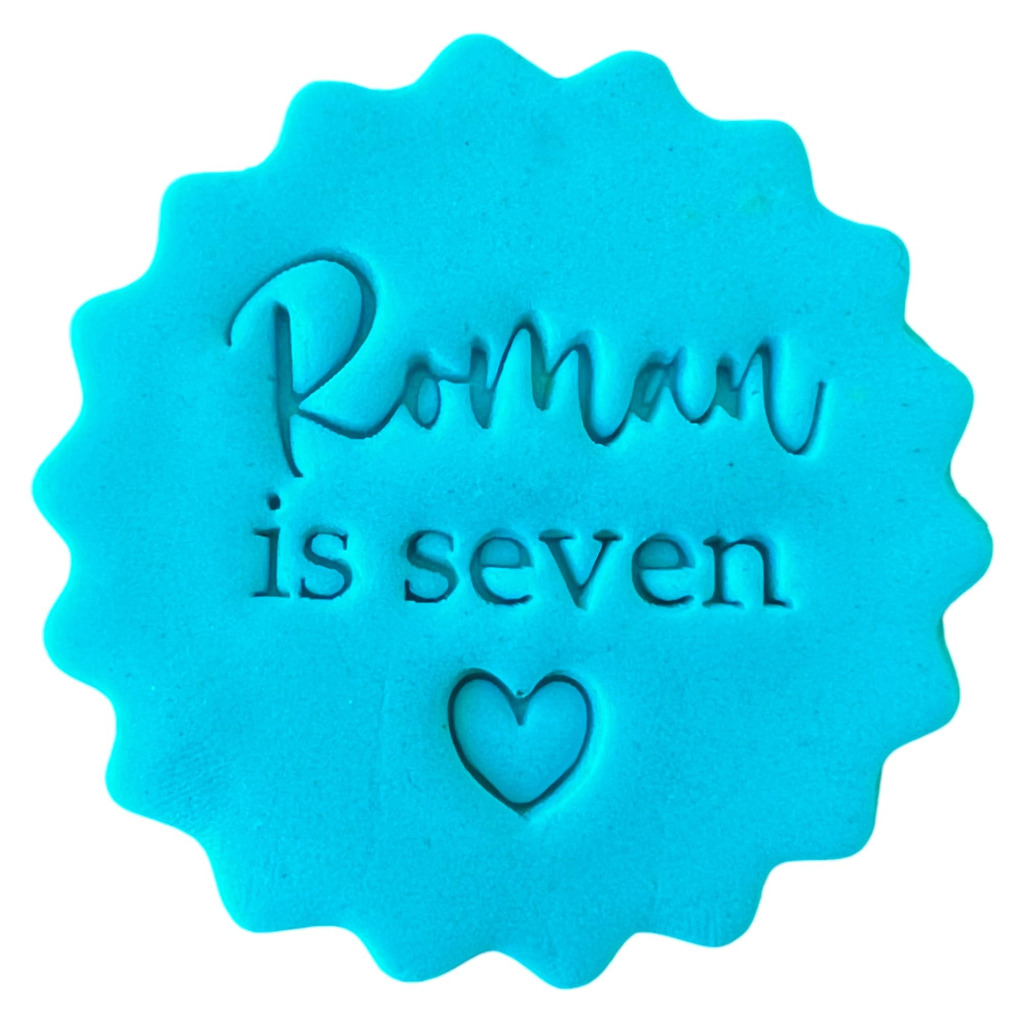 Personalised Birthday Cookie Stamp with Free Scallop Cutter, Your Custom Words, 5cm Acrylic Biscuit Embosser, Food-Safe Plastic Baking Tool, Fits M&S All Butter Biscuits (Design 1)