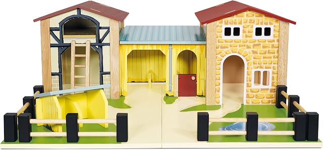 Le Toy Van TV410 Educational Farms & Animals Collection The Wooden Farmyard Toy Playset | Suitable for Boys Or Girls Aged 3
