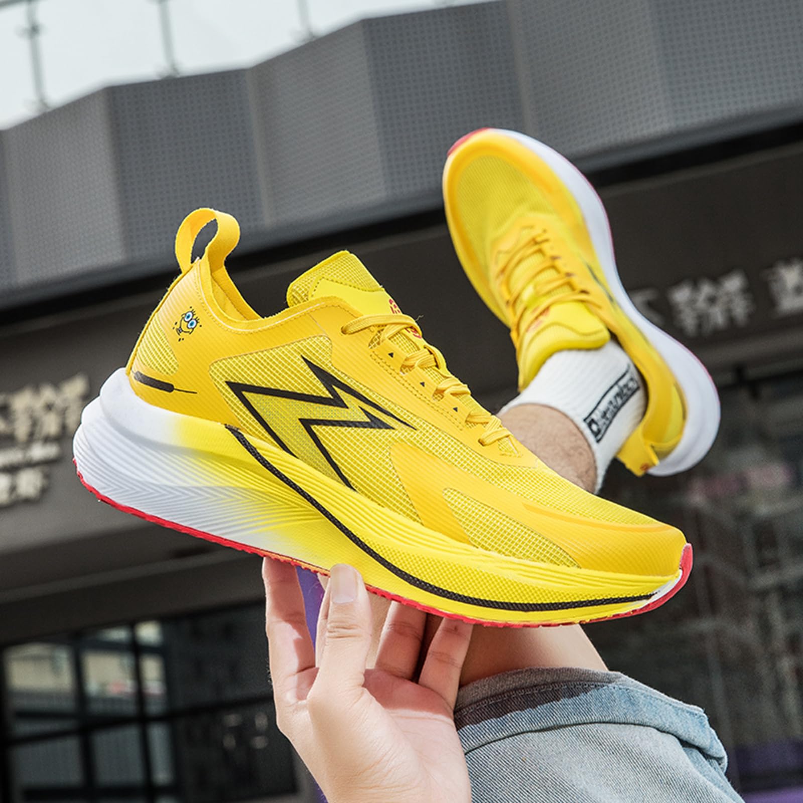 Zapatillas de correr ligeras y transpirables para hombre y mujer, con diseño Night Glow