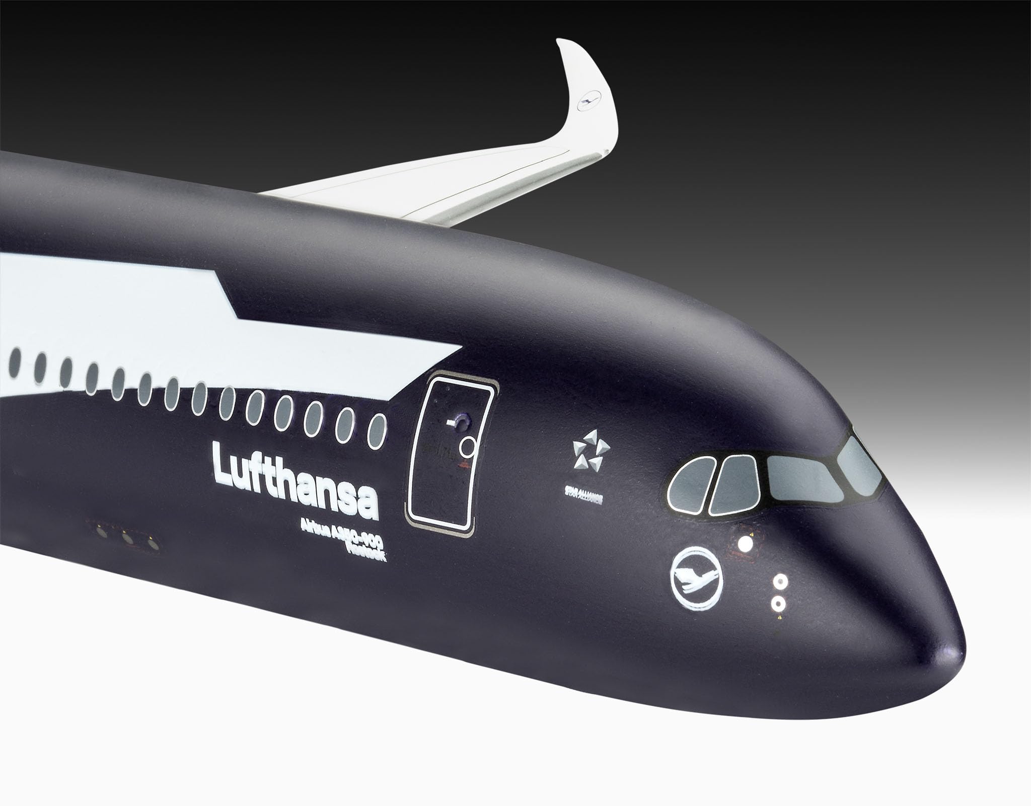 Revell Coffret cadeau 05612 A350-900 - Lufthansa 100 ans, échelle 1/144, kit de maquette en plastique non construit avec accessoires