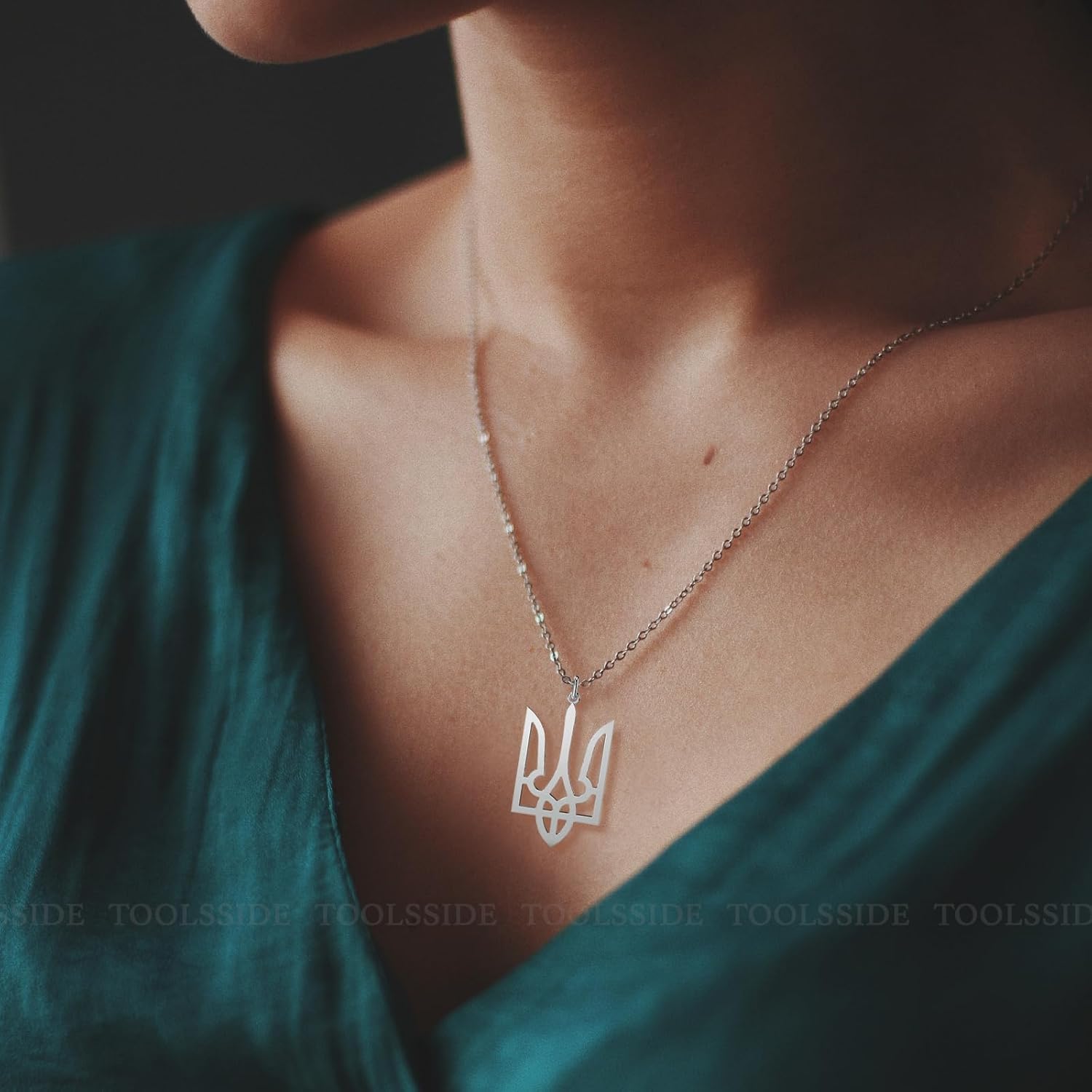 TOOLSSIDE Tryzub Ukrainian Necklaces - Ukraine Flag Trident Necklace - Ukraine Flag Symbol Necklace for Women's Men - Image 5