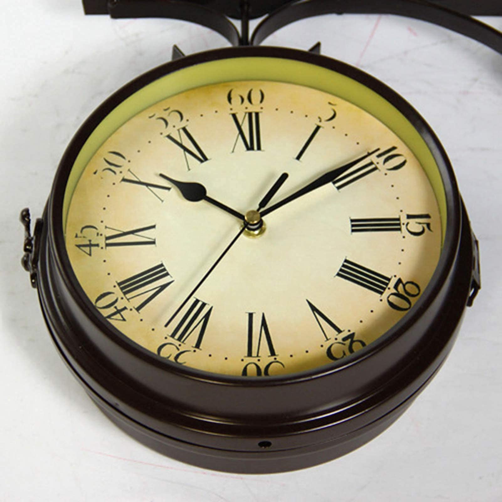 Horloge Murale Classique de la Gare de Paddington de 13 Pouces Horloge de Jardin Double Face Horloge Murale de Jardin extérieur avec Support extérieur Horloge extérieure étanche Dé