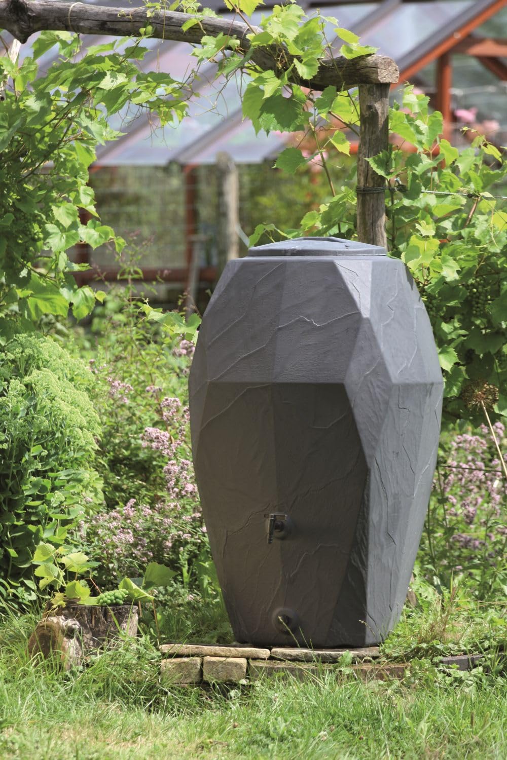 Regenwassertonne Regentonne Regenwassertank Amphore Stein-Optik, Wassertank Kunststoff UV-Beständig, Regenbehälter mit Deckel, Wandtank Flache Rückseite von rg-vertrieb (310L mit Wasserhahn)