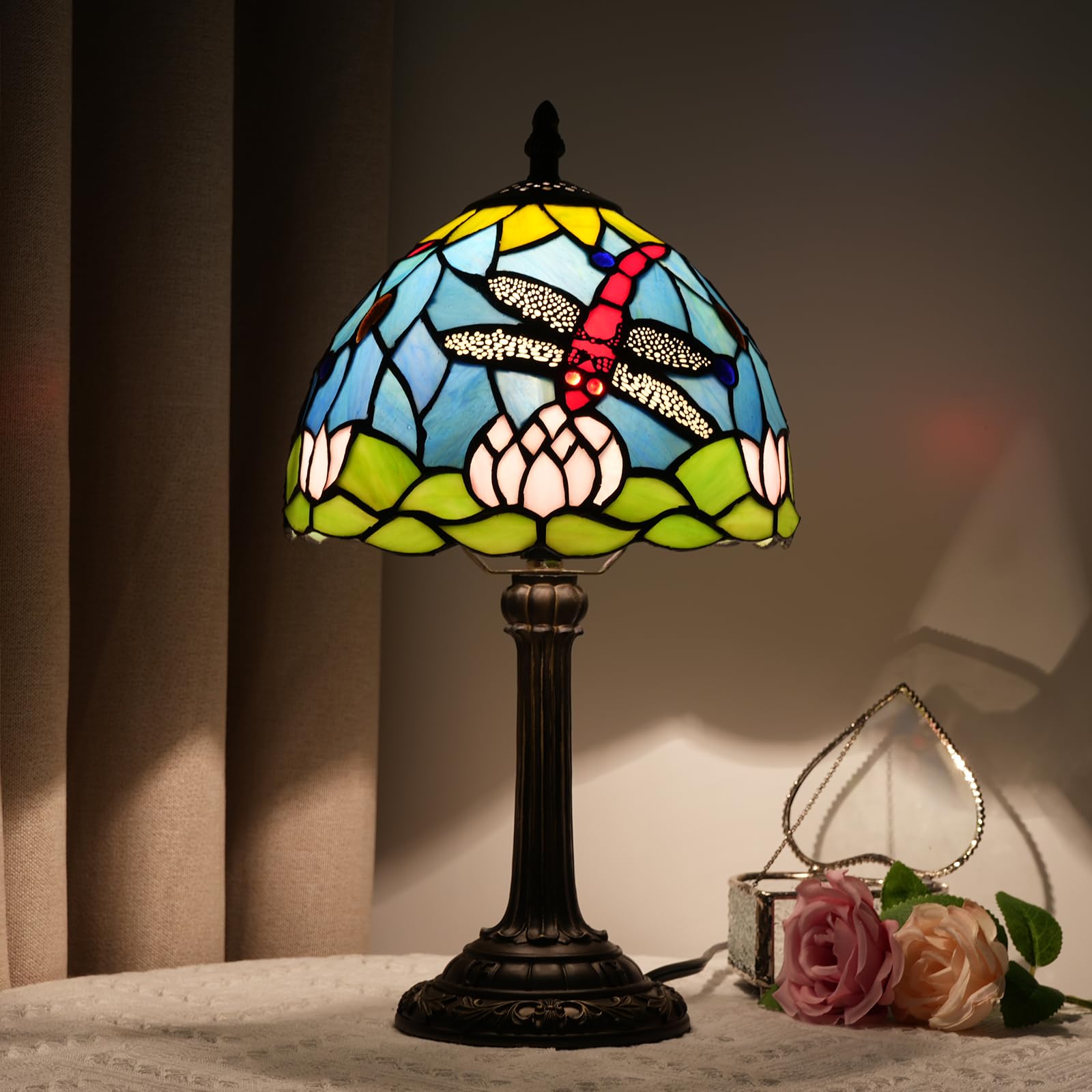 Lampada Tiffany di Vetro Colorato Fiore di Loto Dragonfly - Lampada da Tavolo per Soggiorno e Camera da Letto - Comodino Blu Piccolo - Luce Notturna Carina per Bambini