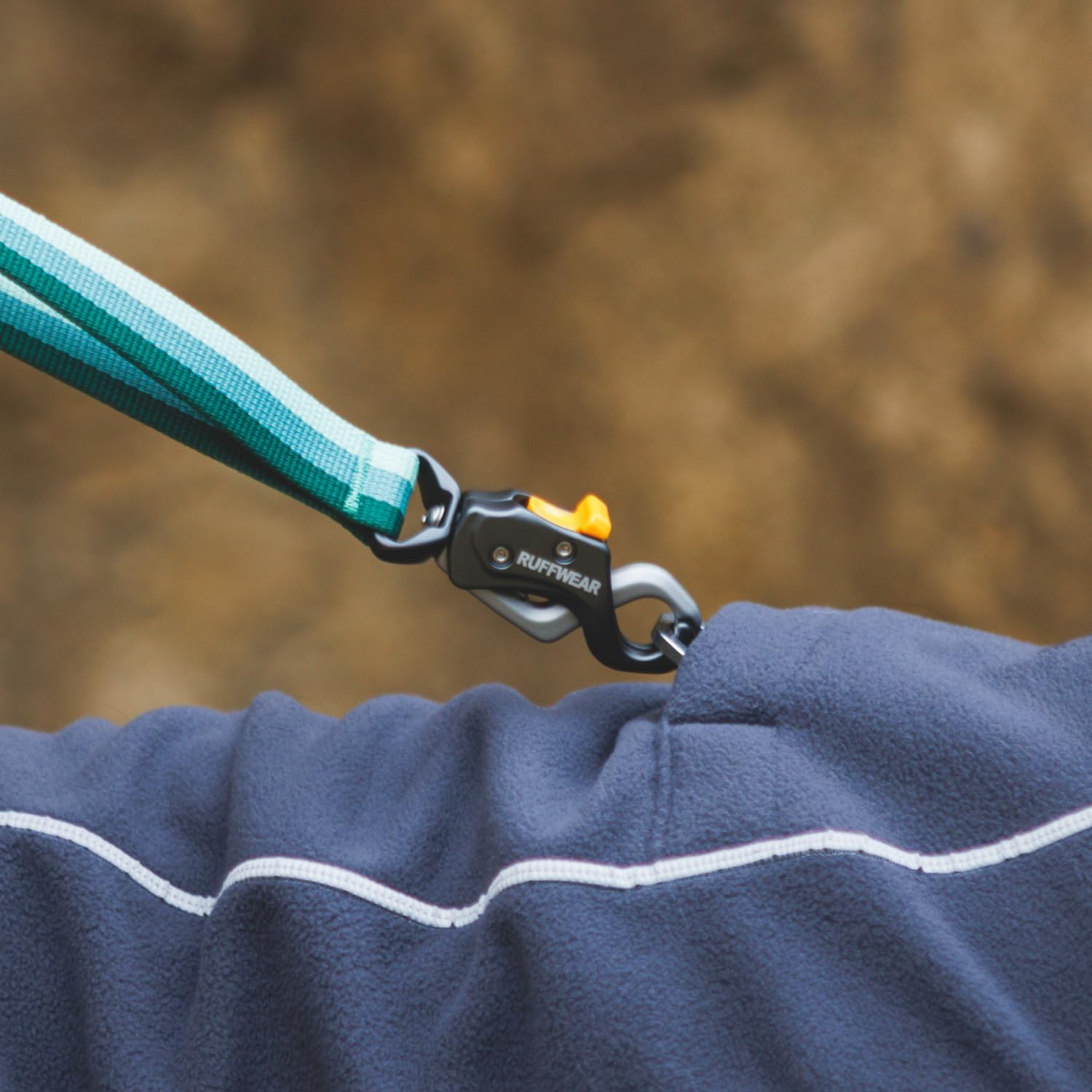 Ruffwear, Roamer Lock Dog Leash, Hands-Free Waist Option, Auto-Locking Talon Clip, Shock-Absorbing Stretch, Padded Handle, Traffic Handle, Trail-Tough for Any Adventure, River Rock Green, 5.5'-7'