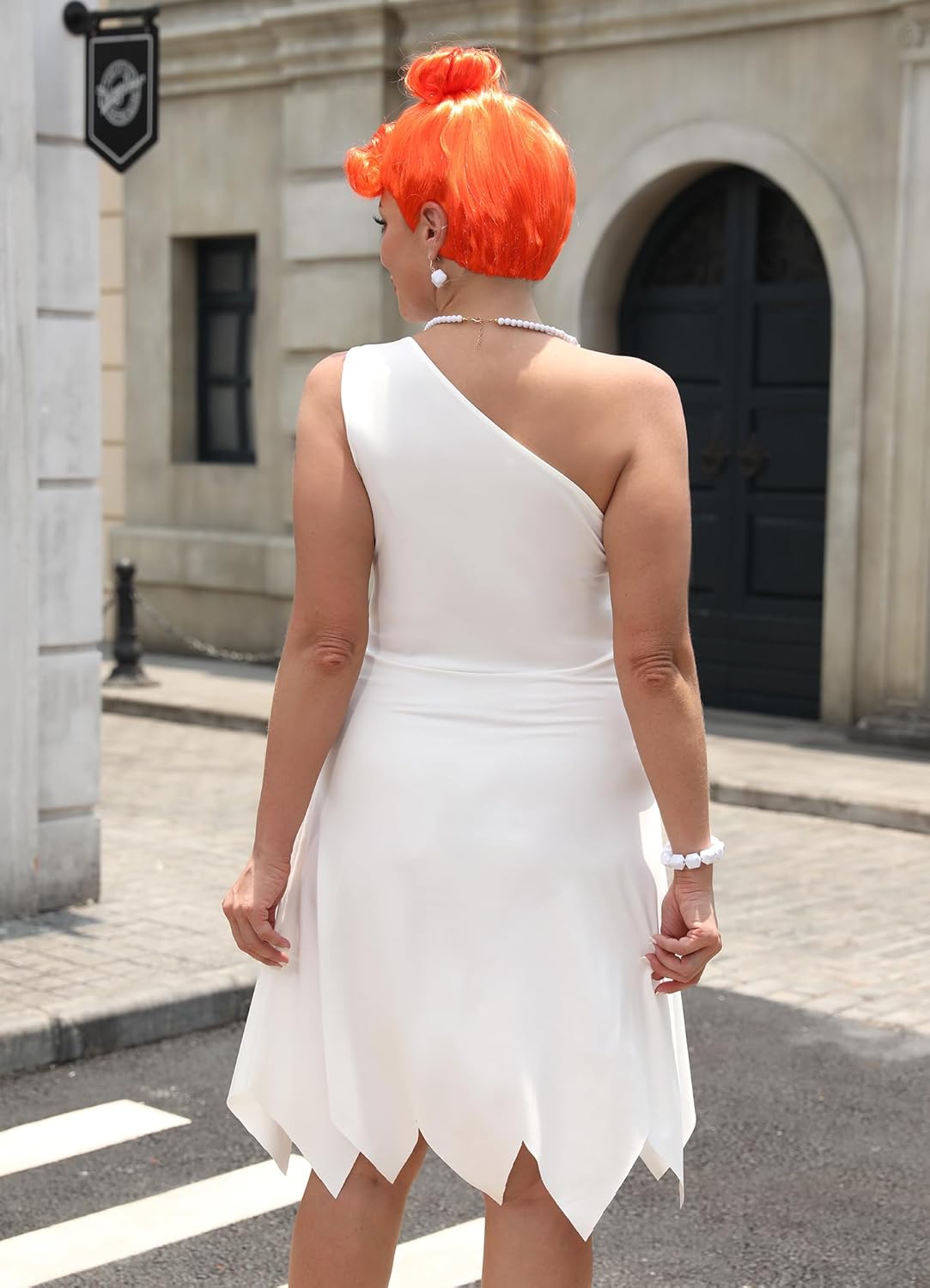 Women's Halloween Plus Size White Dress Party Outfit with Necklace and Wig