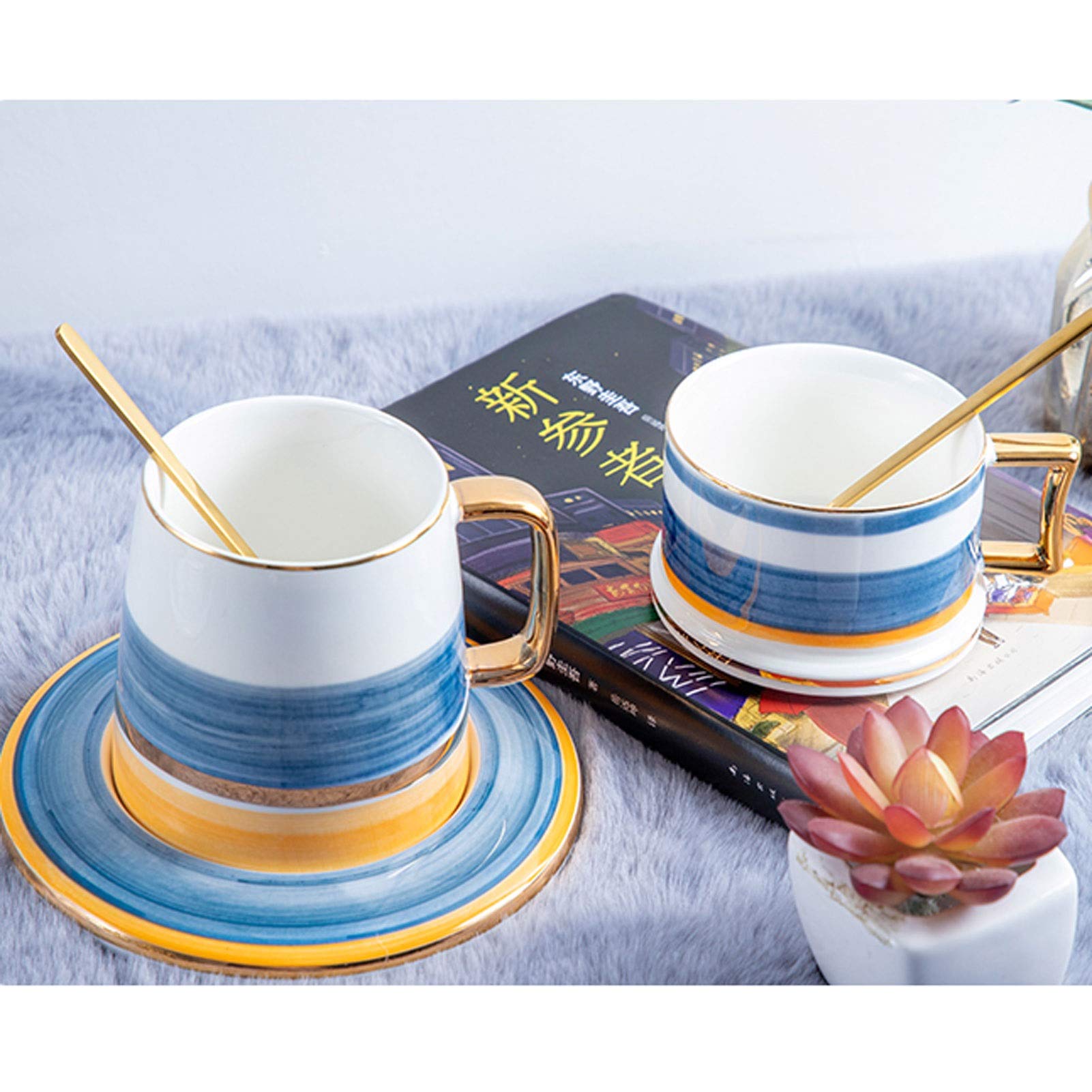 Kaffeetassen Kleiner Luxus-Tasse der europäischen Stil-Tasse Unterglasur-Kaffeetasse Handgemalte zweifarbige Kollegen-Keramik-Tasse mit Deckel und Löffel, die erste Wahl für Familien Kaffeetasse