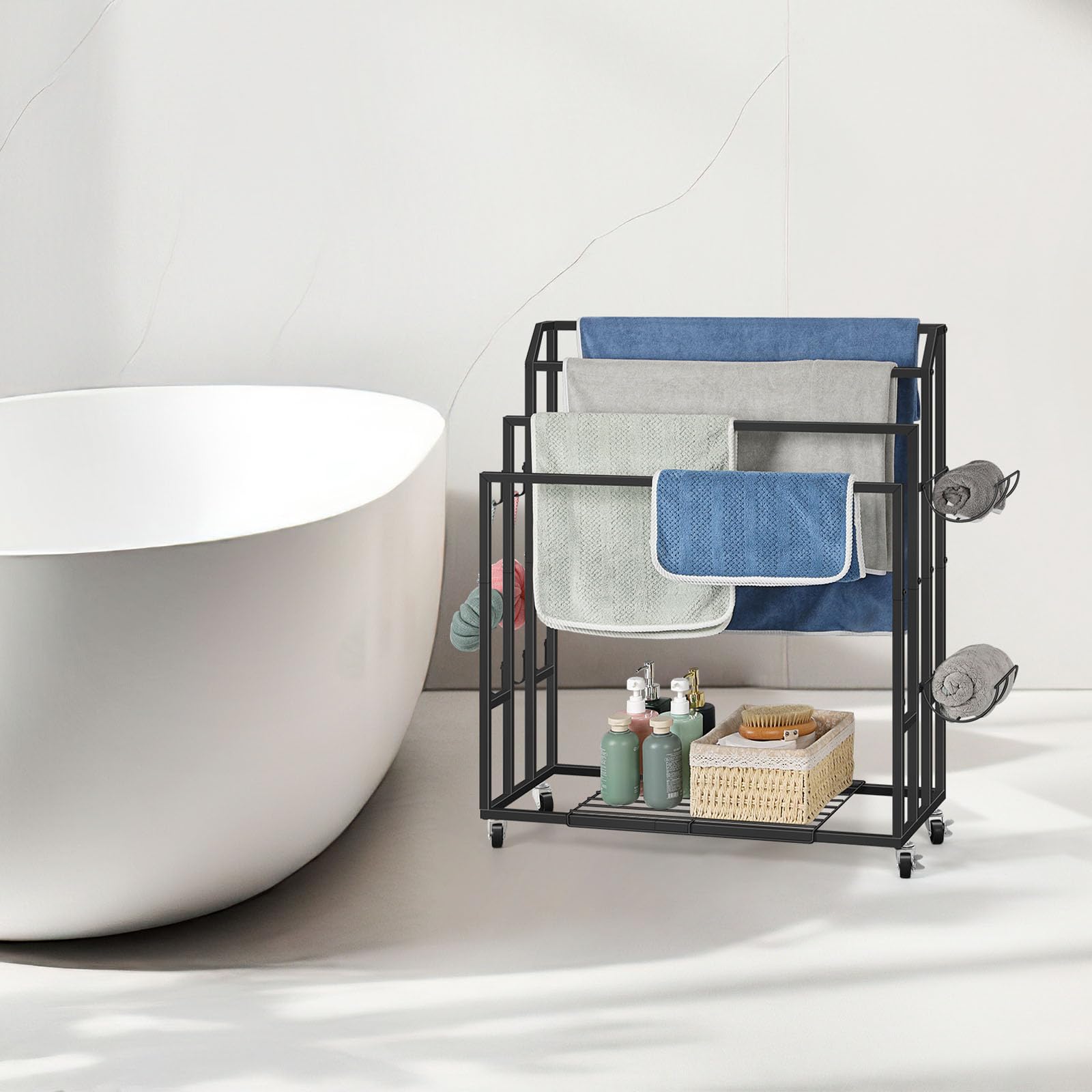 smusei Toallero independiente de 4 niveles, toallero con ruedas, estantes y 6 ganchos de metal para baño, piscina, color negro