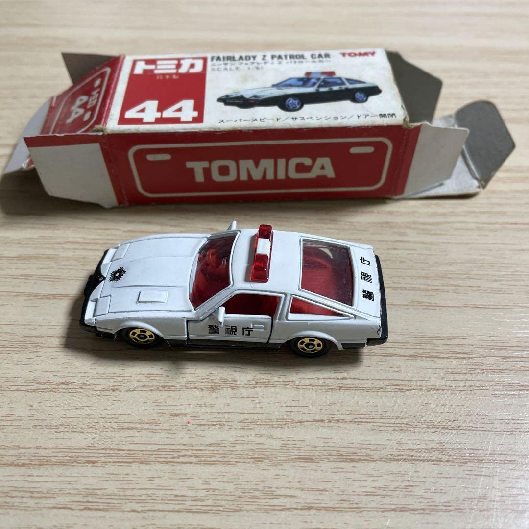 Amazon.co.jp: 399 トミカ no44 日産 フェアレディZ パトカー